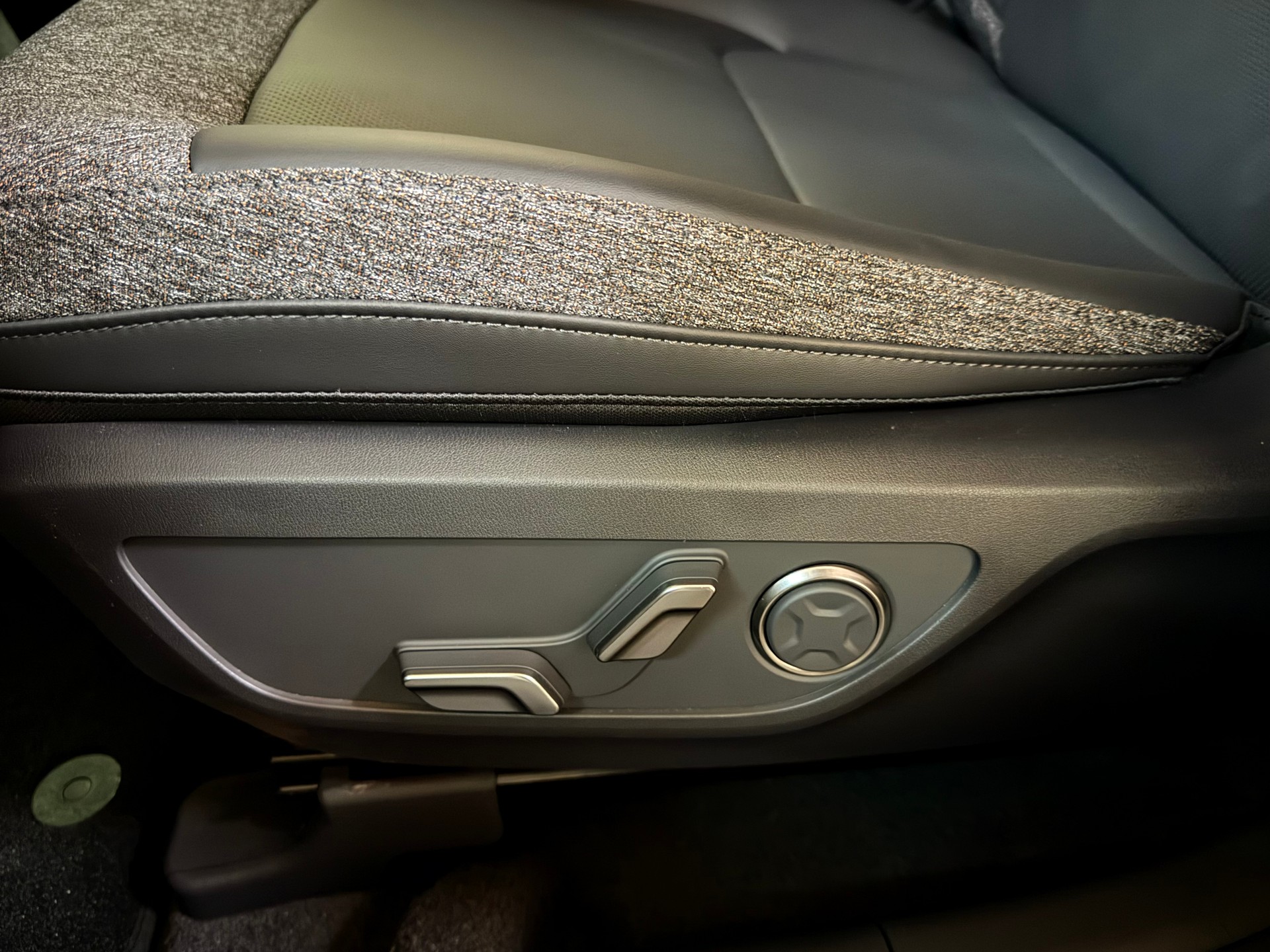 KIA EV5 81,4 kWh Earth-image-21
