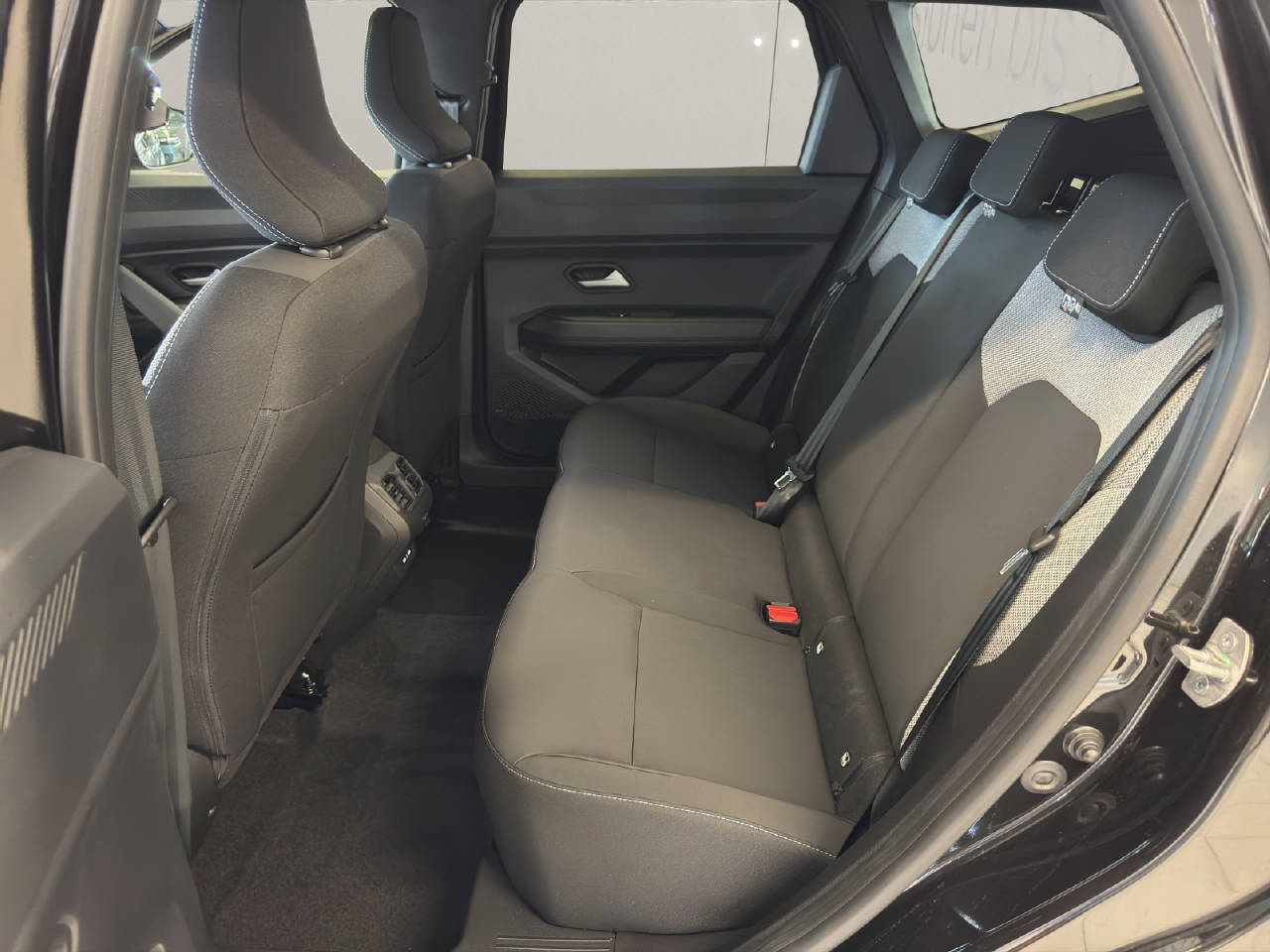 DACIA Bigster 1.2 Hybrid Journey 4WD Demo-image-5