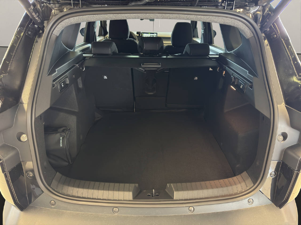 DACIA Bigster 1.2 Hybrid Journey 4WD Demo-image-18