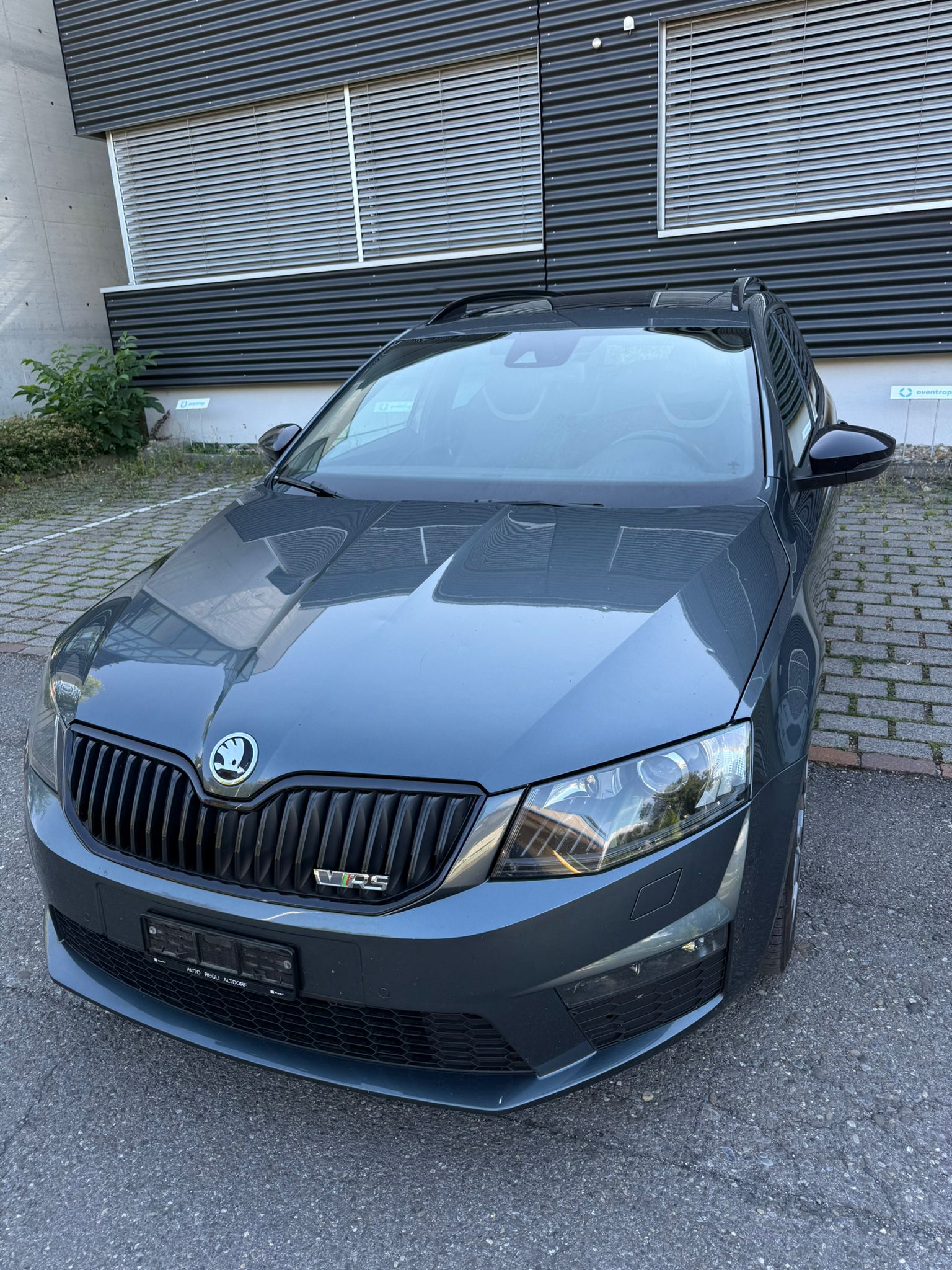 SKODA 2.0 TDI 184 RS 4x4 DSG-image-1