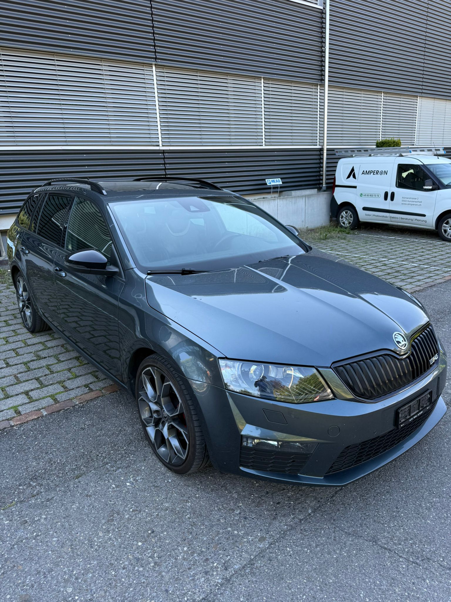 SKODA 2.0 TDI 184 RS 4x4 DSG-image-0