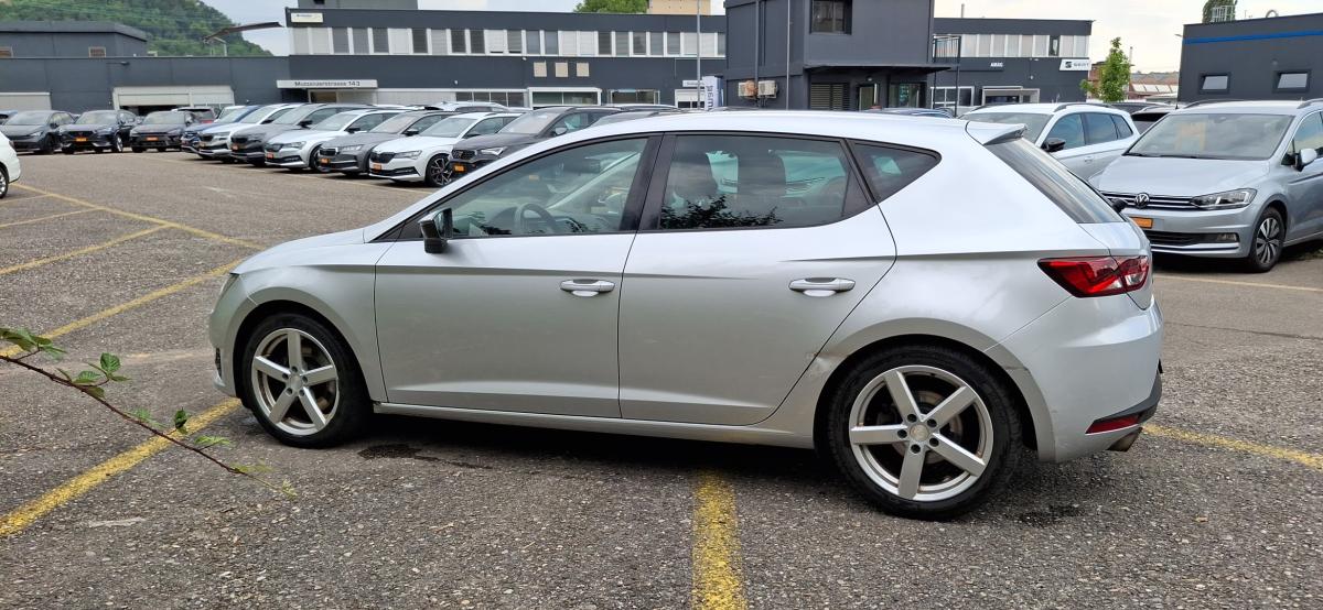 SEAT Leon 1.8 TSI FR-image-4