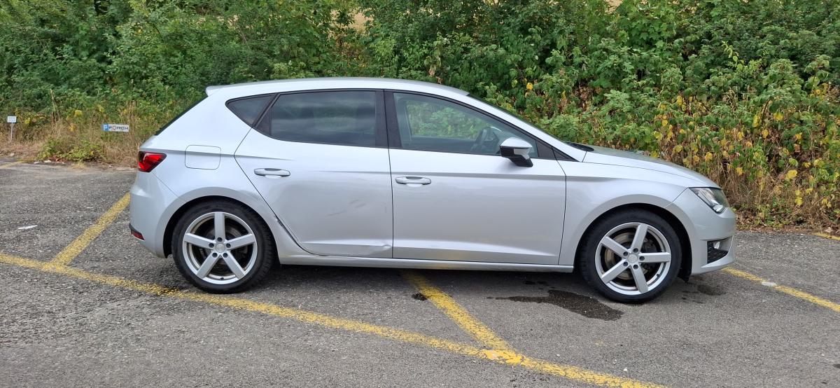 SEAT Leon 1.8 TSI FR-image-2