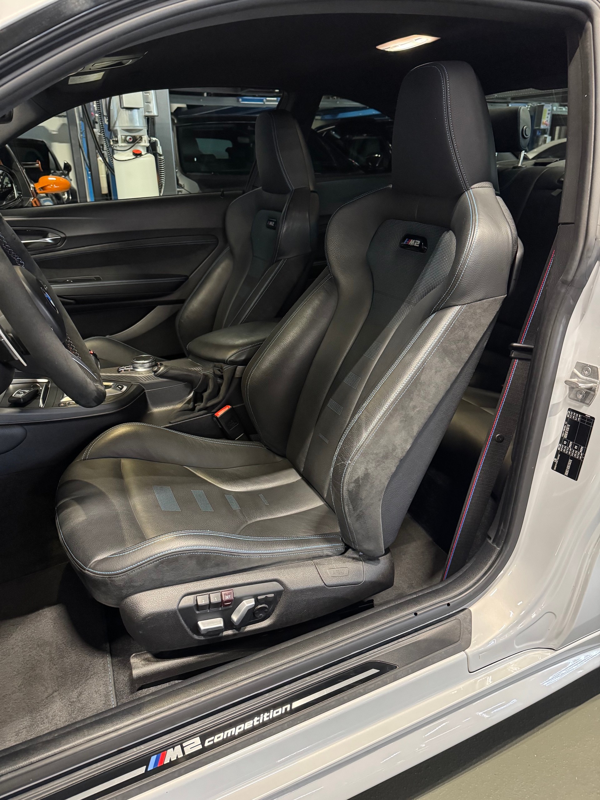 BMW M2 Competition Drivelogic-image-10