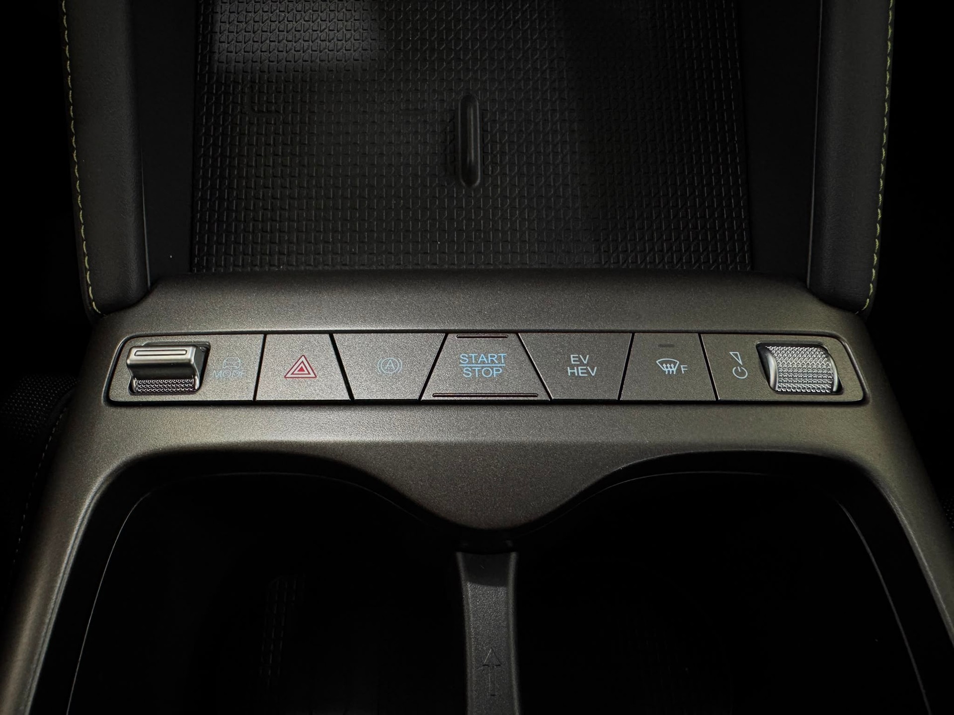 BYD Atto2 45 kWh Active-image-12
