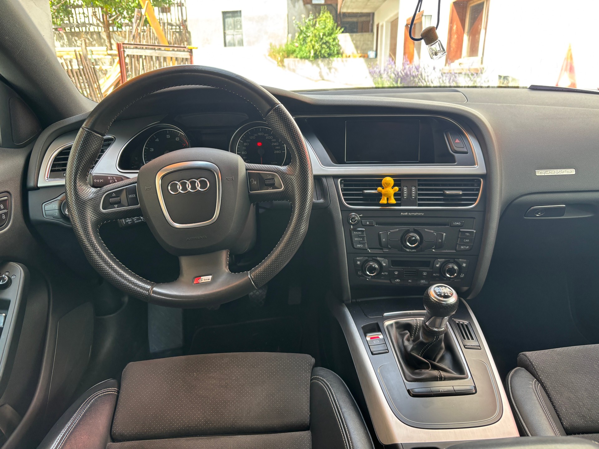 AUDI 2.0 TFSI quattro-image-5