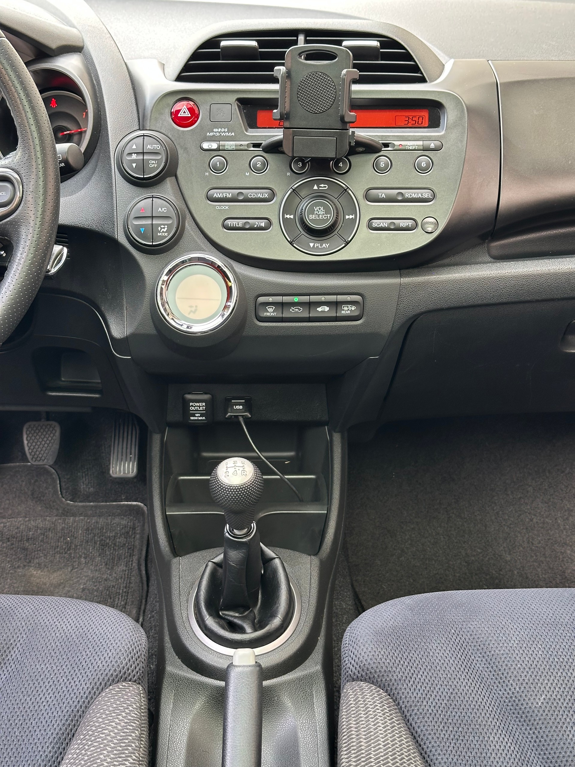 HONDA Jazz 1.4i Elegance-image-17