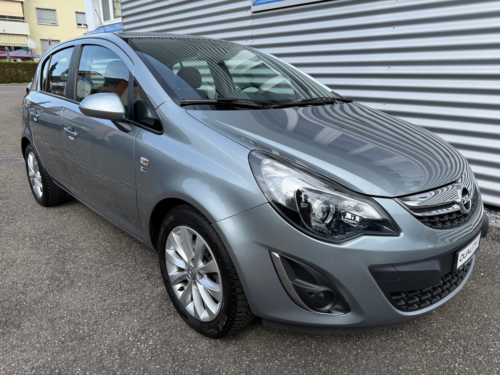 OPEL Corsa 1.4 Turbo Anniversary Edition-image-10