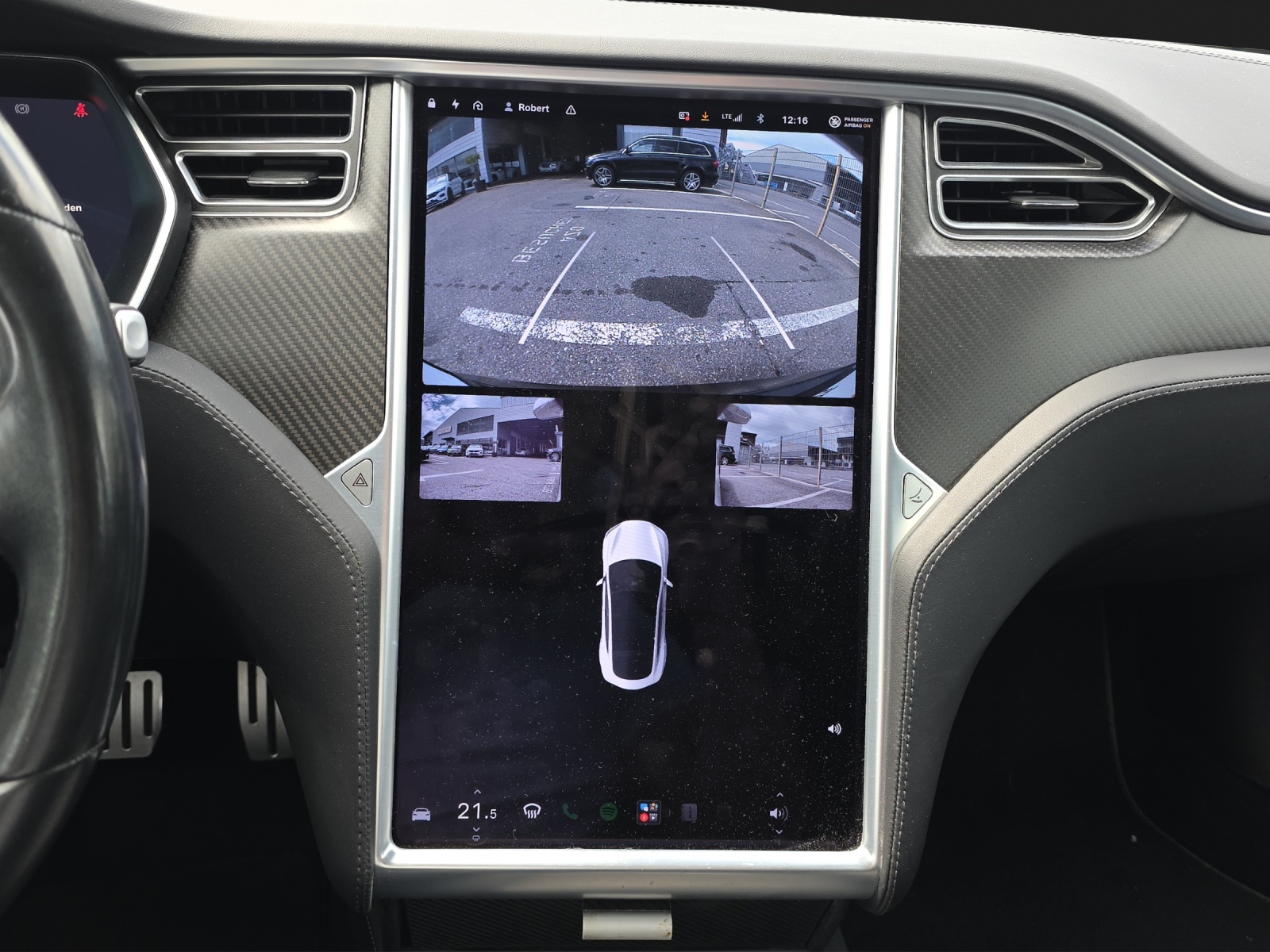 TESLA Model S 75 D-image-11