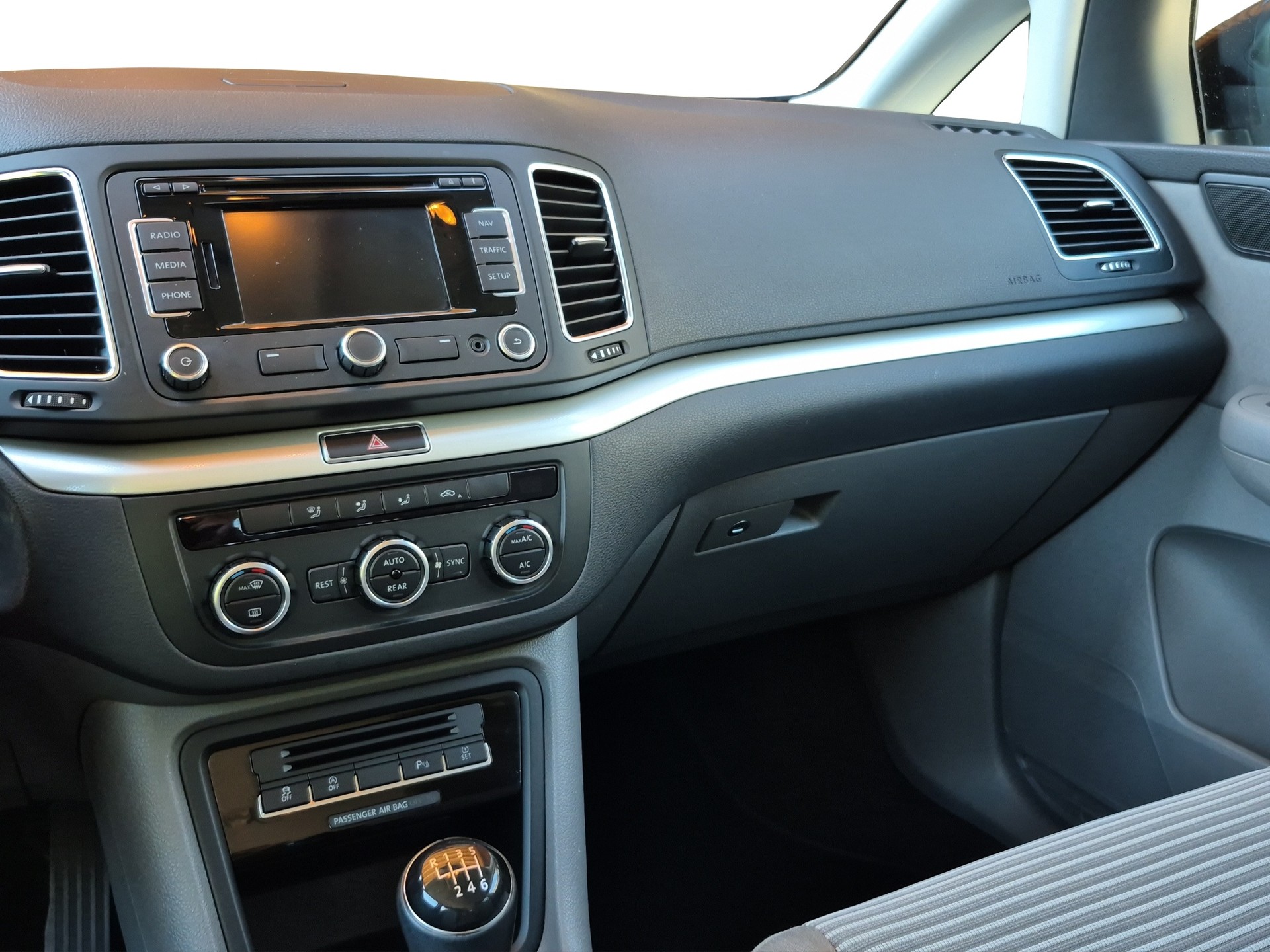 SEAT Alhambra 1.4 TSI Style *7-Plätzer*-image-8