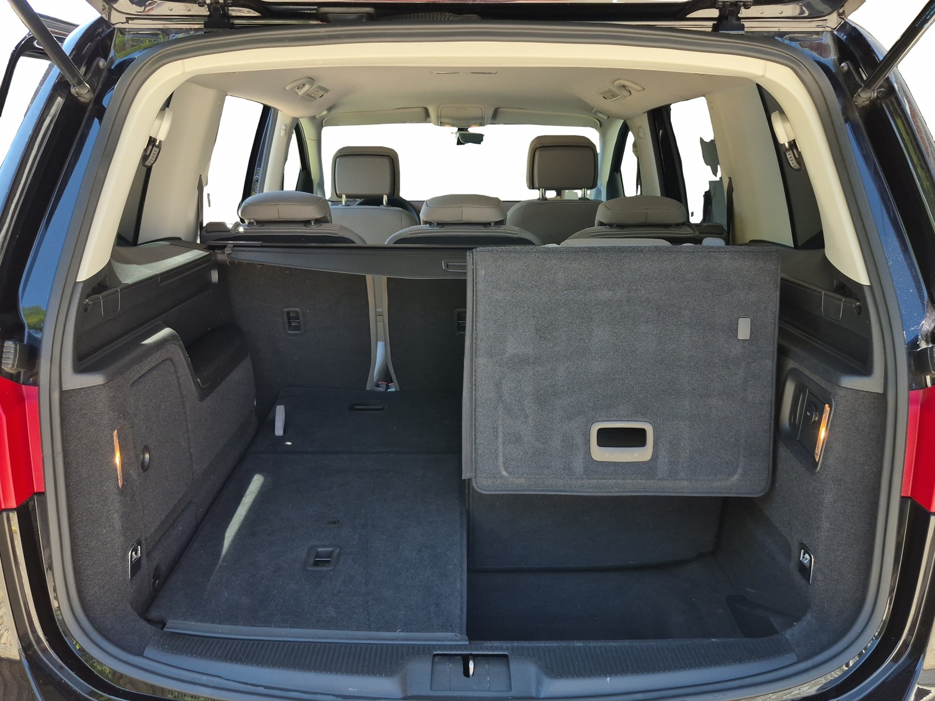 SEAT Alhambra 1.4 TSI Style *7-Plätzer*-image-12