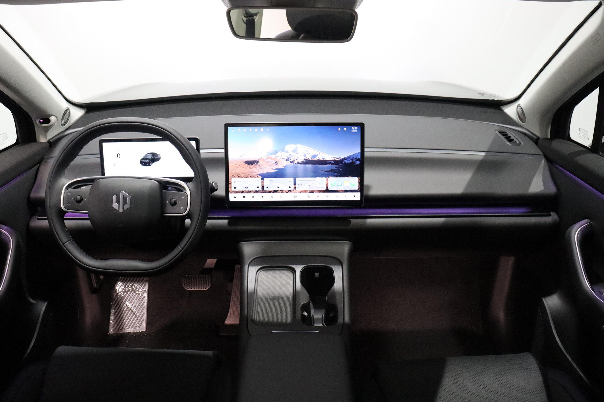 LEAPMOTOR C10 1.5 REEV Design-image-5