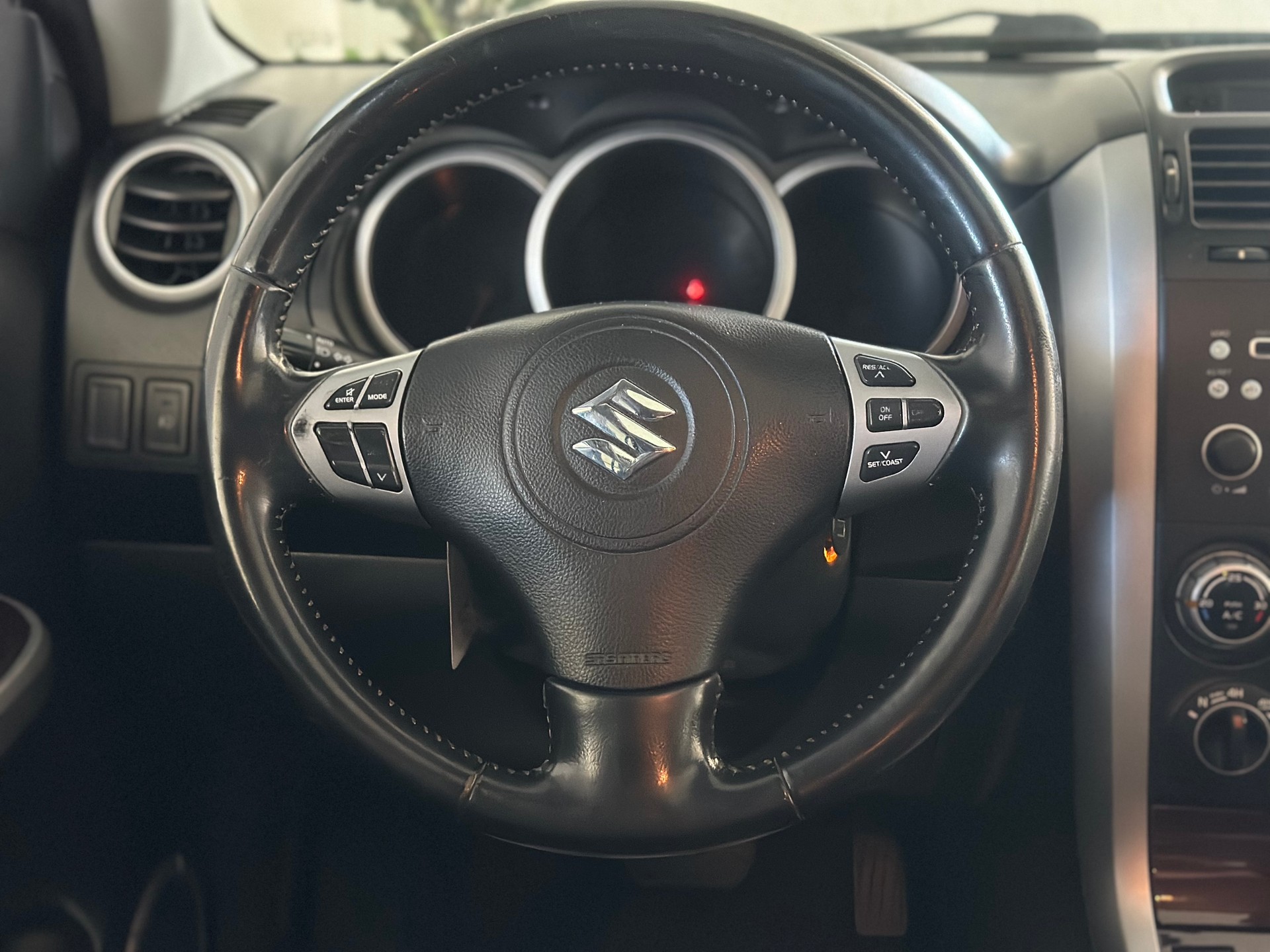 SUZUKI Grand Vitara 2.7 24V V6 Top-image-13