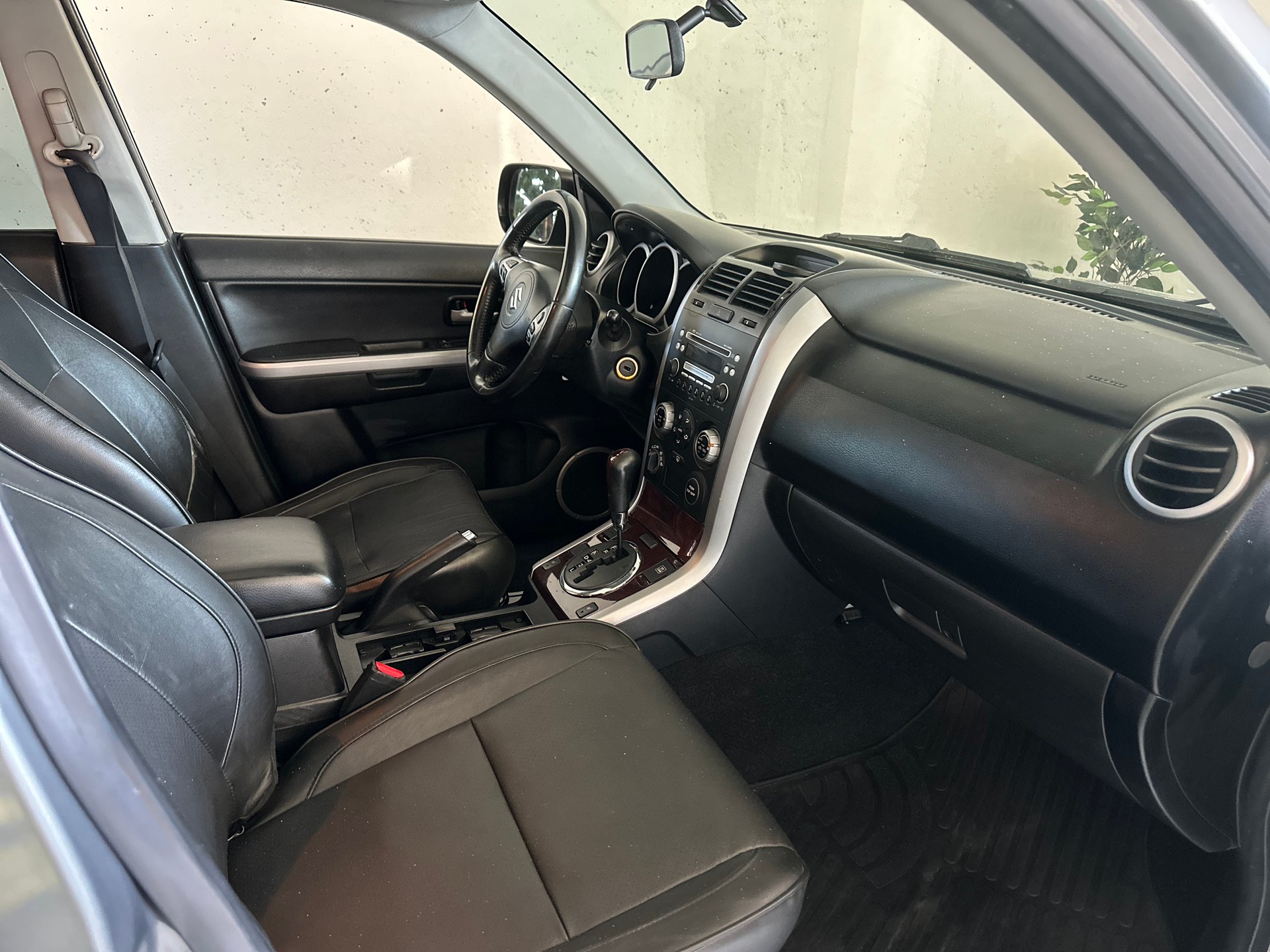 SUZUKI Grand Vitara 2.7 24V V6 Top-image-8