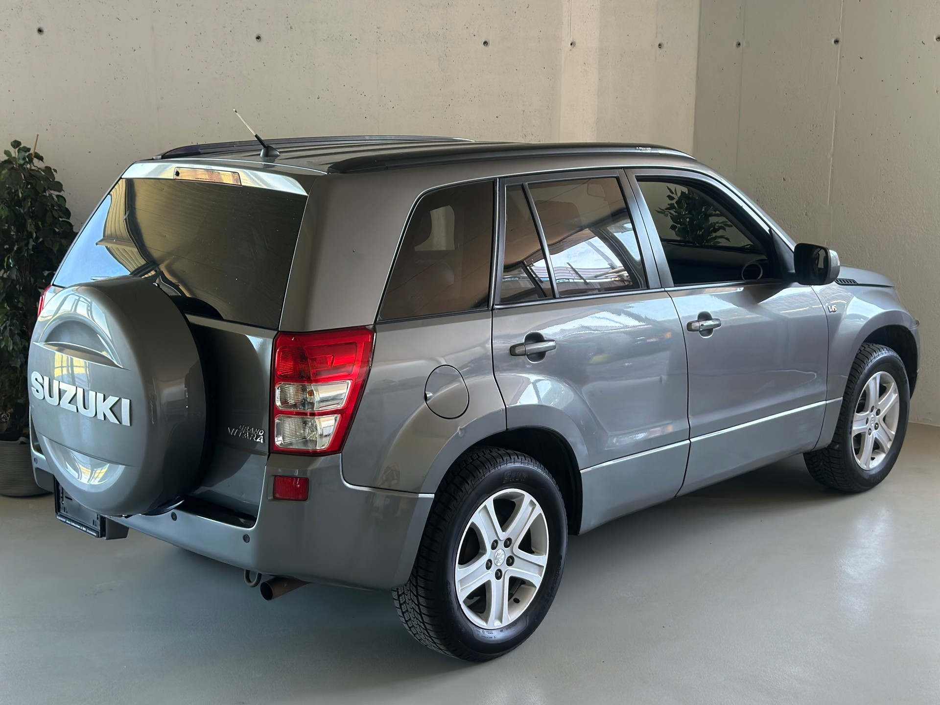 SUZUKI Grand Vitara 2.7 24V V6 Top-image-17