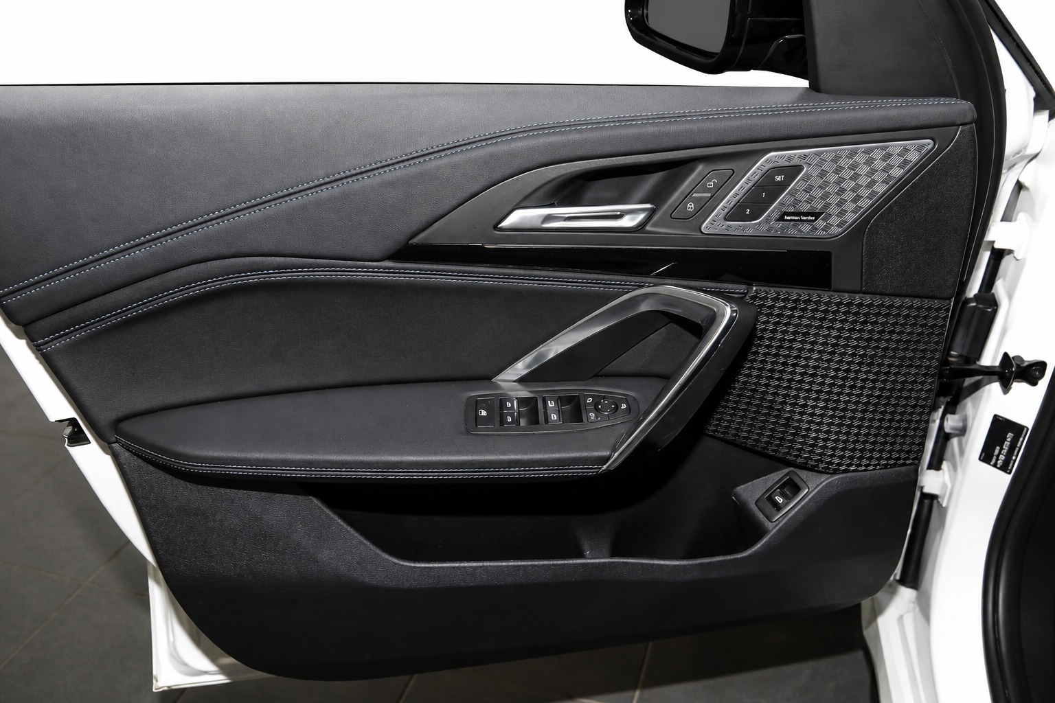 BMW X1 M35i xDrive M Sport Pro-image-8