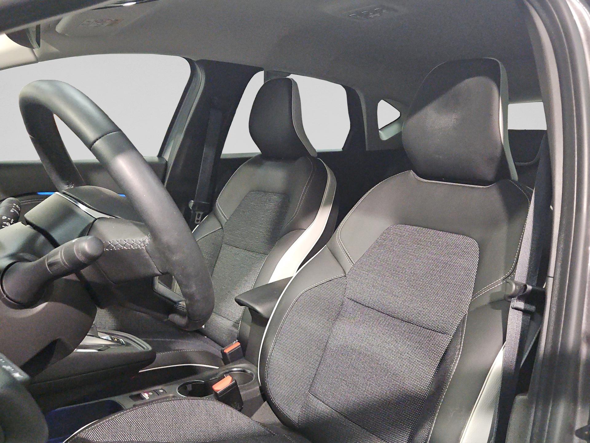 RENAULT Captur 1.6 E-Tech 145 Techno DHT-image-8