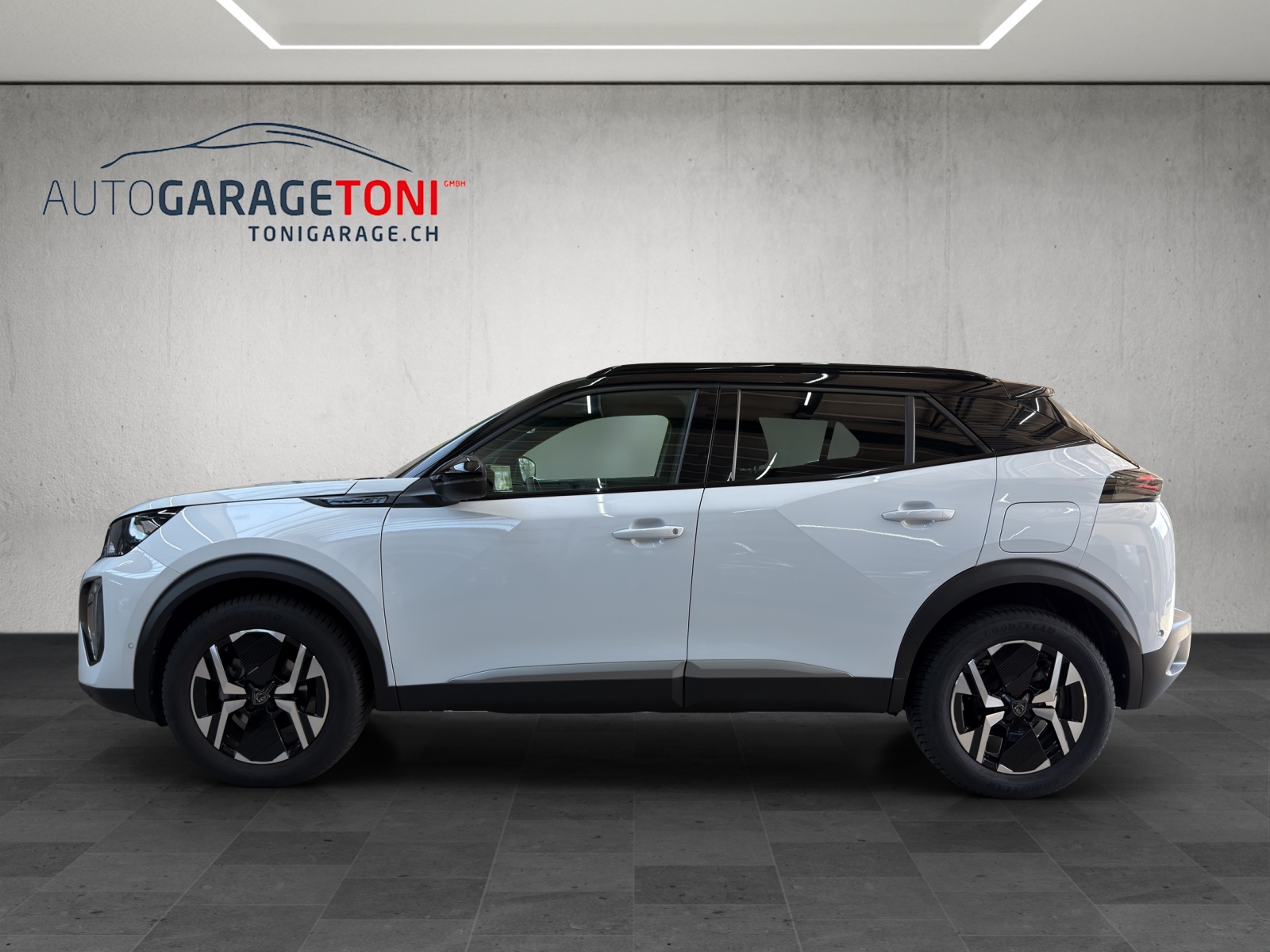 PEUGEOT 2008 1.2 PureTech GT-image-3