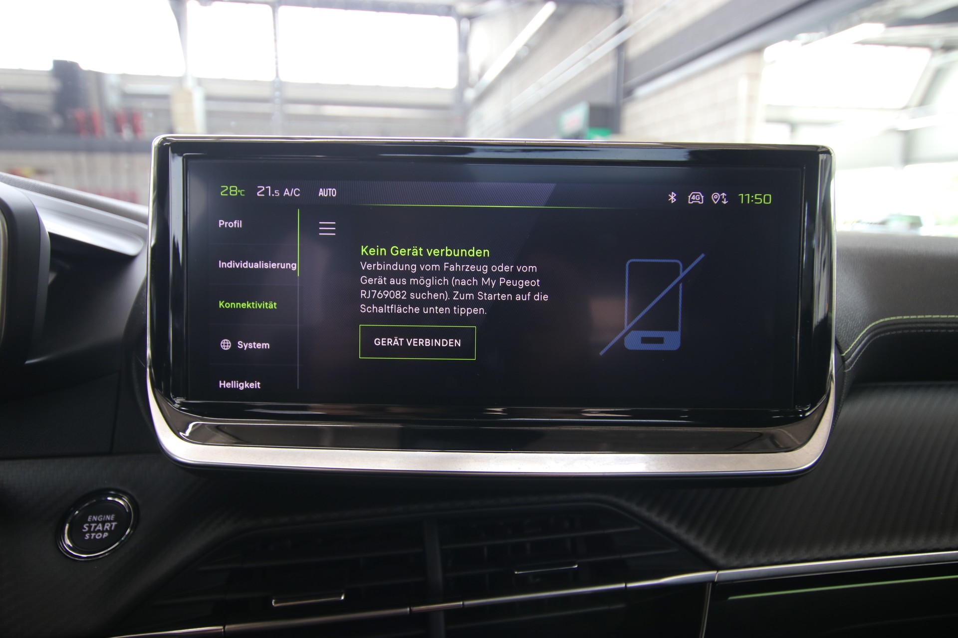 PEUGEOT 2008 1.2 PureTech GT-image-17