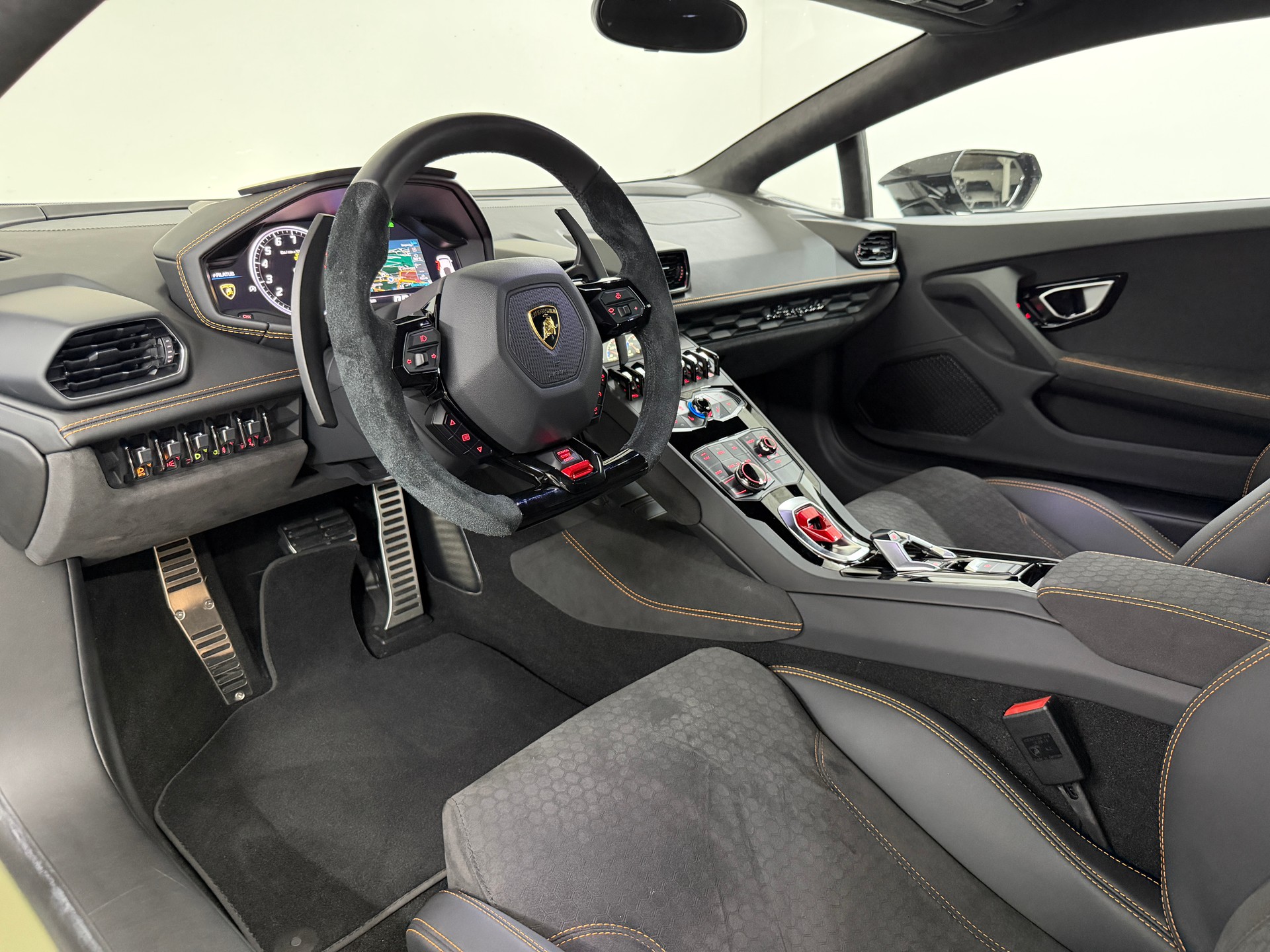 LAMBORGHINI Huracan LP610-4 Avio - Serie Speciale Verde Turbine Coupé DCT-image-8