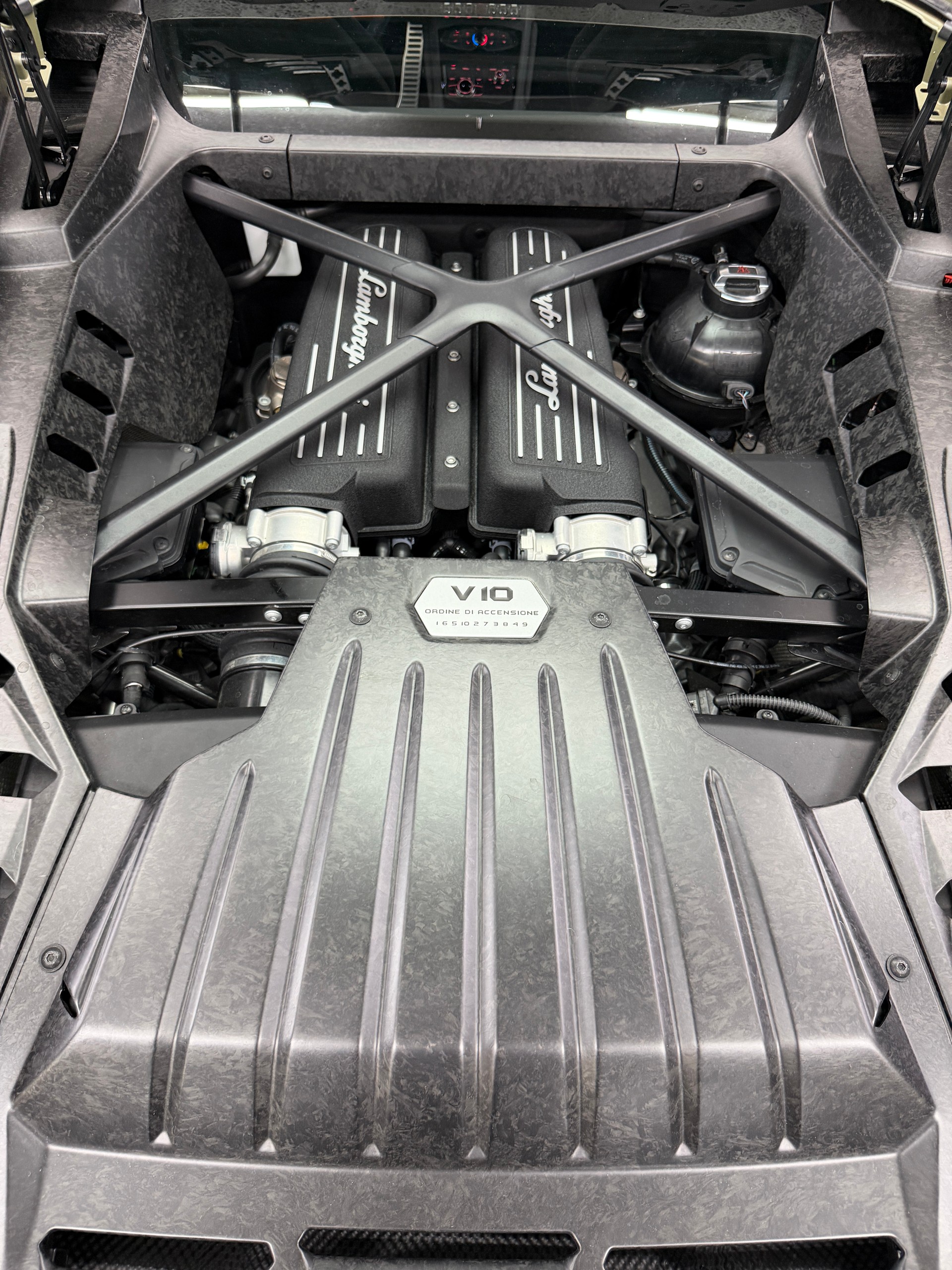 LAMBORGHINI Huracan LP610-4 Avio - Serie Speciale Verde Turbine Coupé DCT-image-19