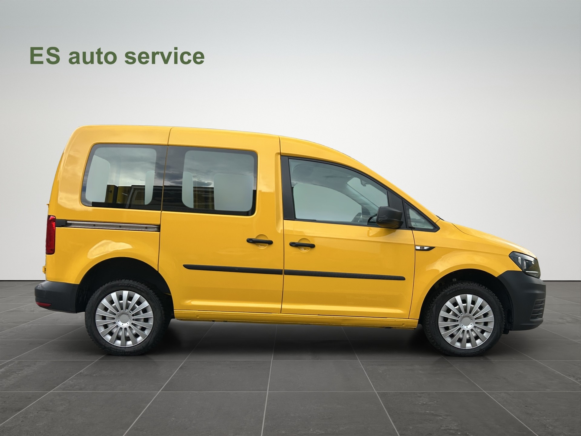 VW Caddy 2.0TDI 4Motion BlueMotion Technology DSG-image-1