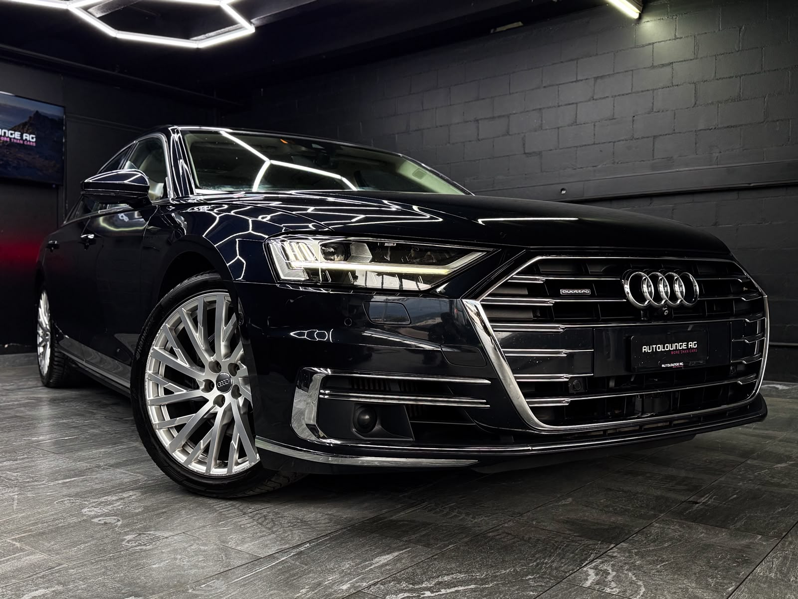 AUDI A8 50 TDI quattro tiptronic-image-0