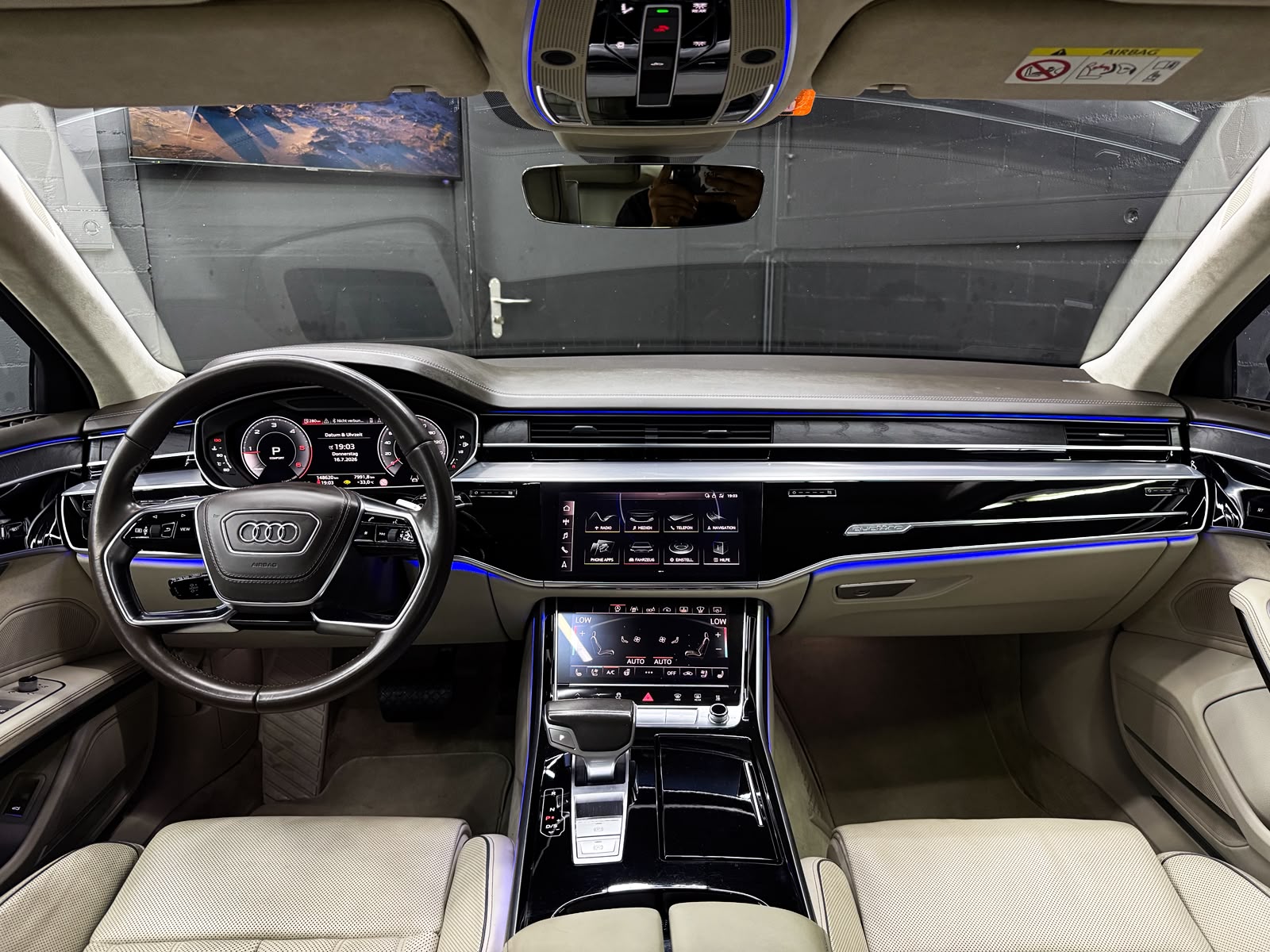 AUDI A8 50 TDI quattro tiptronic-image-10