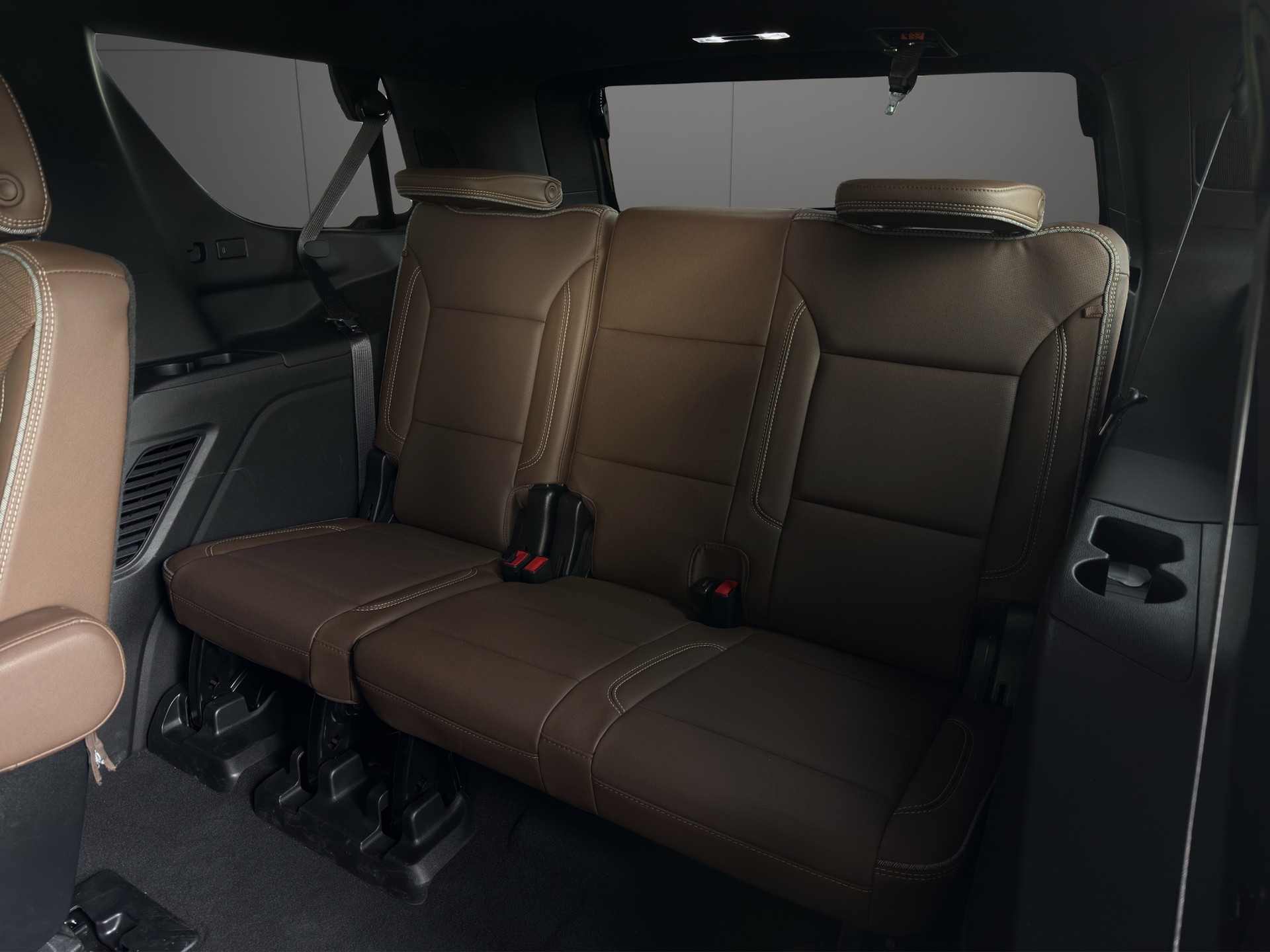 CHEVROLET 6.2 AWD High Country-image-10