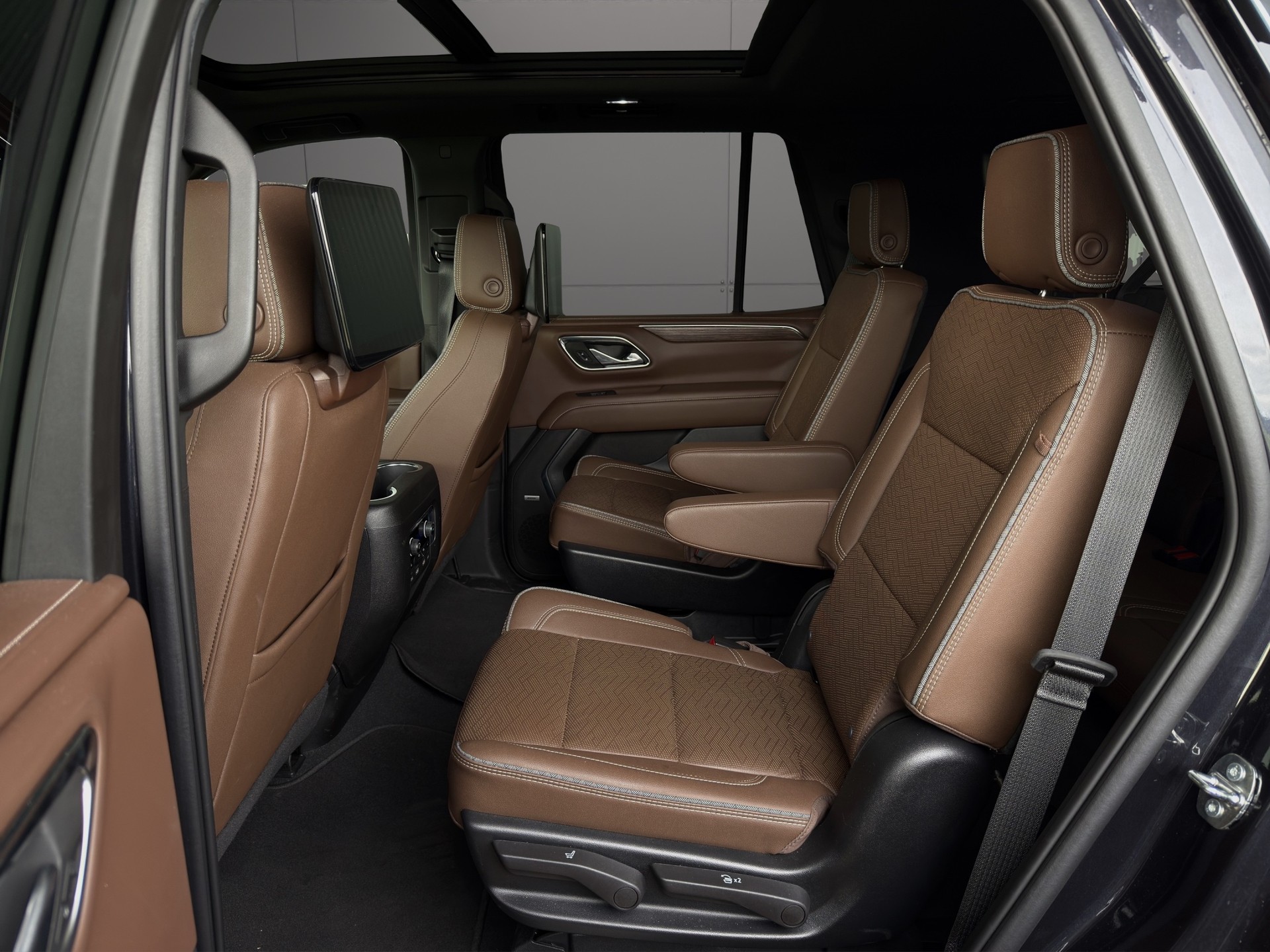 CHEVROLET 6.2 AWD High Country-image-8