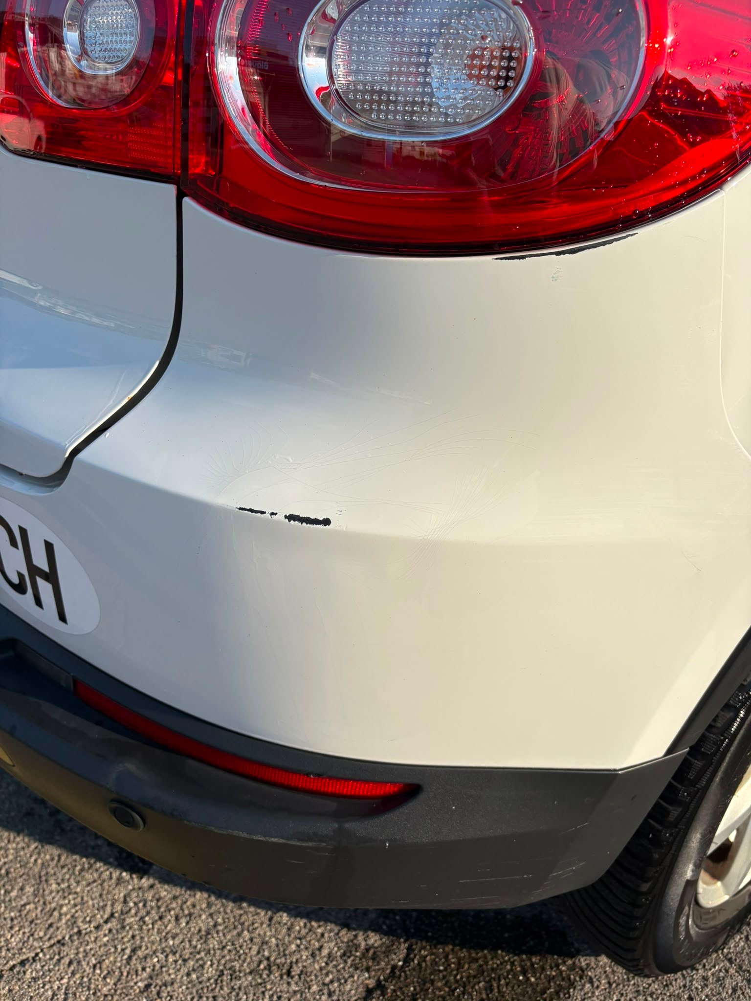 VW 2.0 TSI 200 Sport & Style-image-5