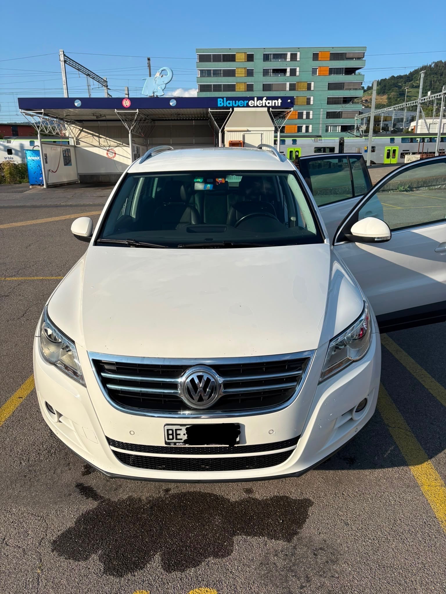 VW 2.0 TSI 200 Sport & Style-image-0
