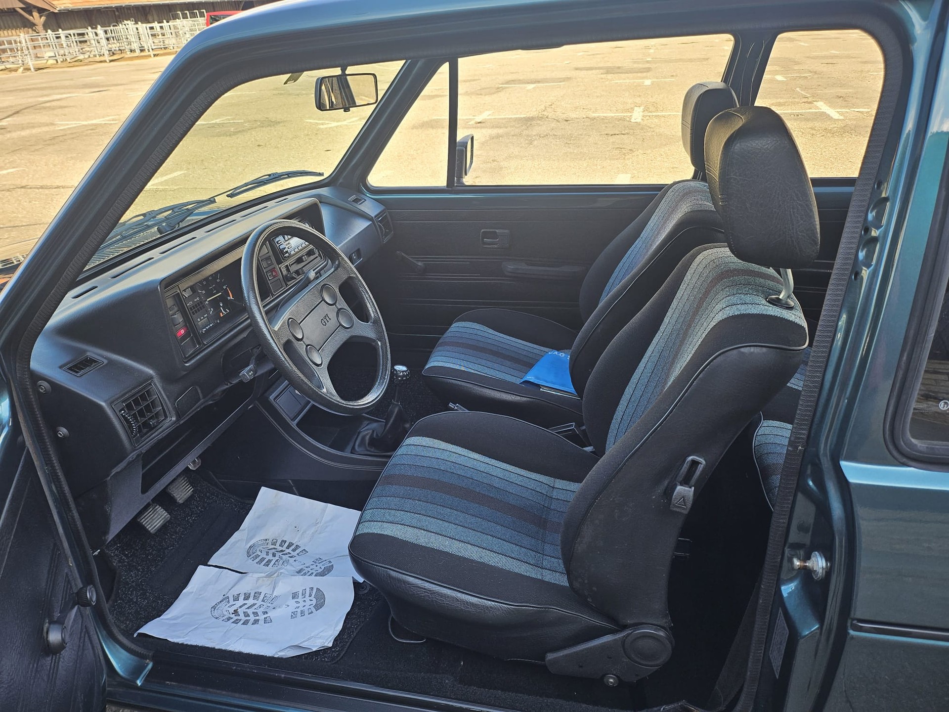 VW GTI original gute zustand veteranenfahrzeug expertisé vétéran en bon état-image-8