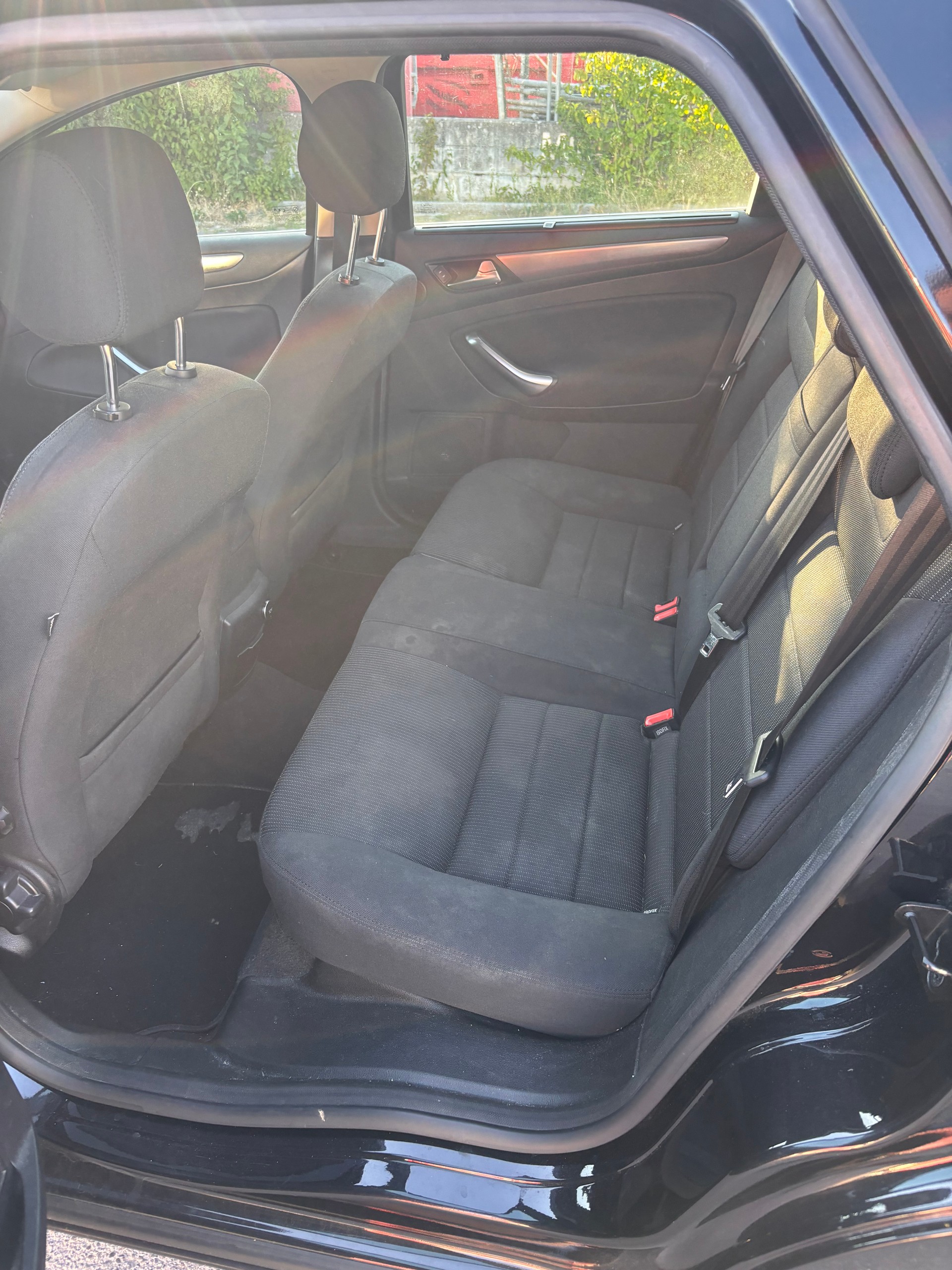 FORD Mondeo 2.0 TDCi 16V Titanium PowerShift-image-7