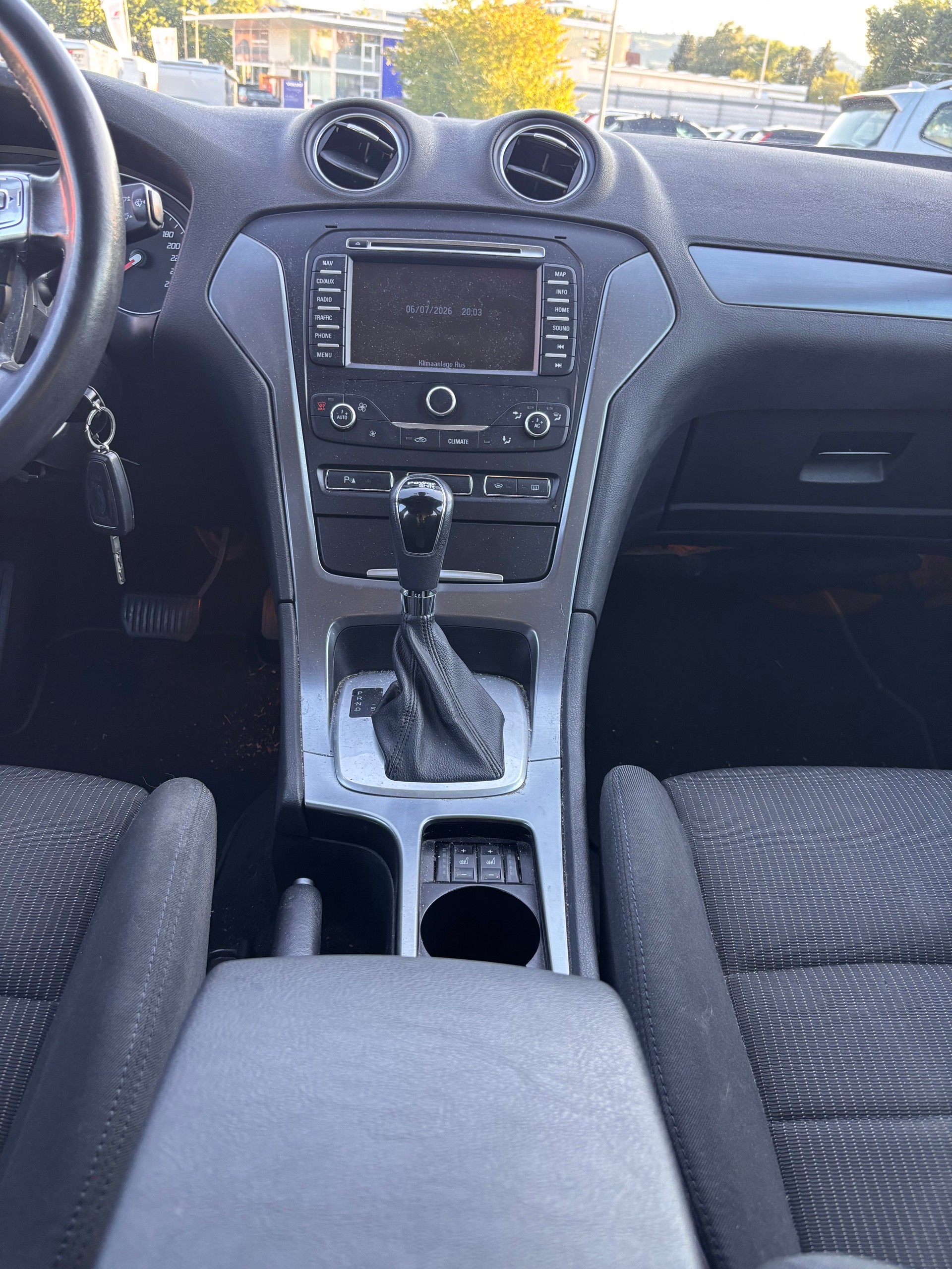 FORD Mondeo 2.0 TDCi 16V Titanium PowerShift-image-8