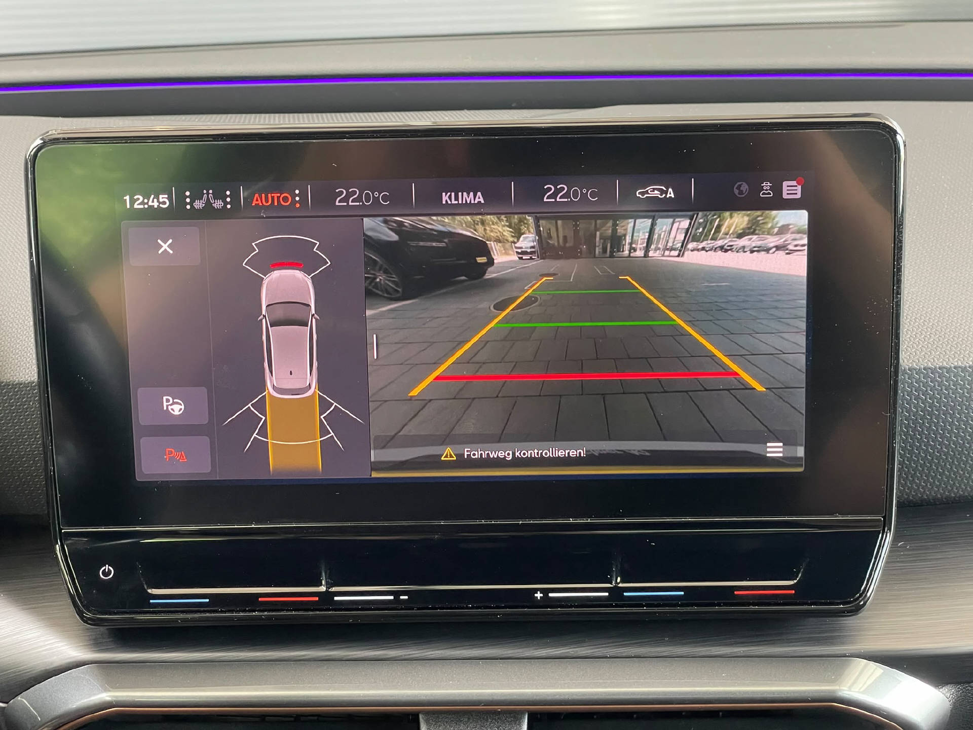CUPRA Leon 2.0 TSI 300 VZ DSG-image-9