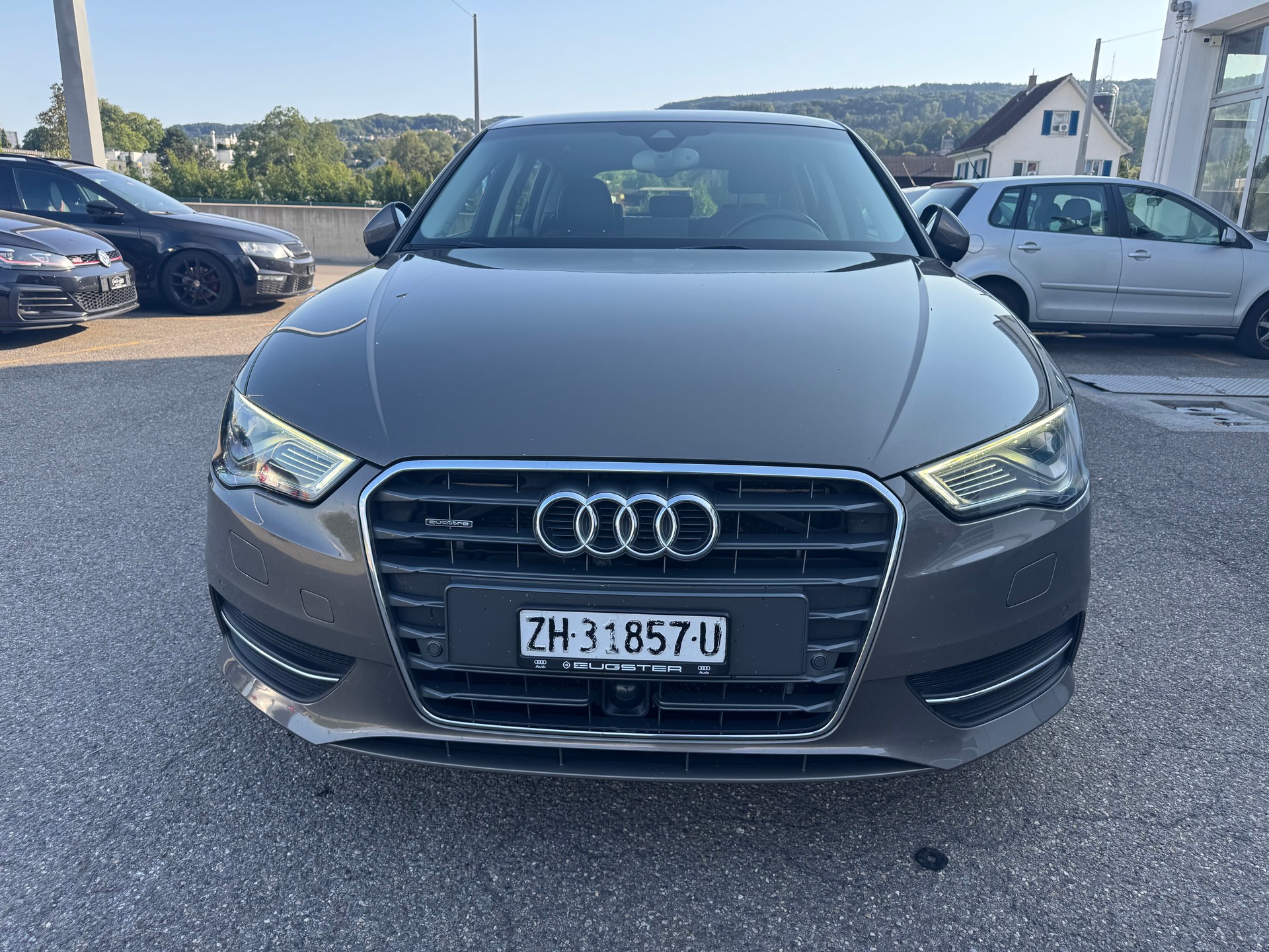 AUDI A3 Sportback 1.8 TFSI Ambiente quattro S-tronic-image-1