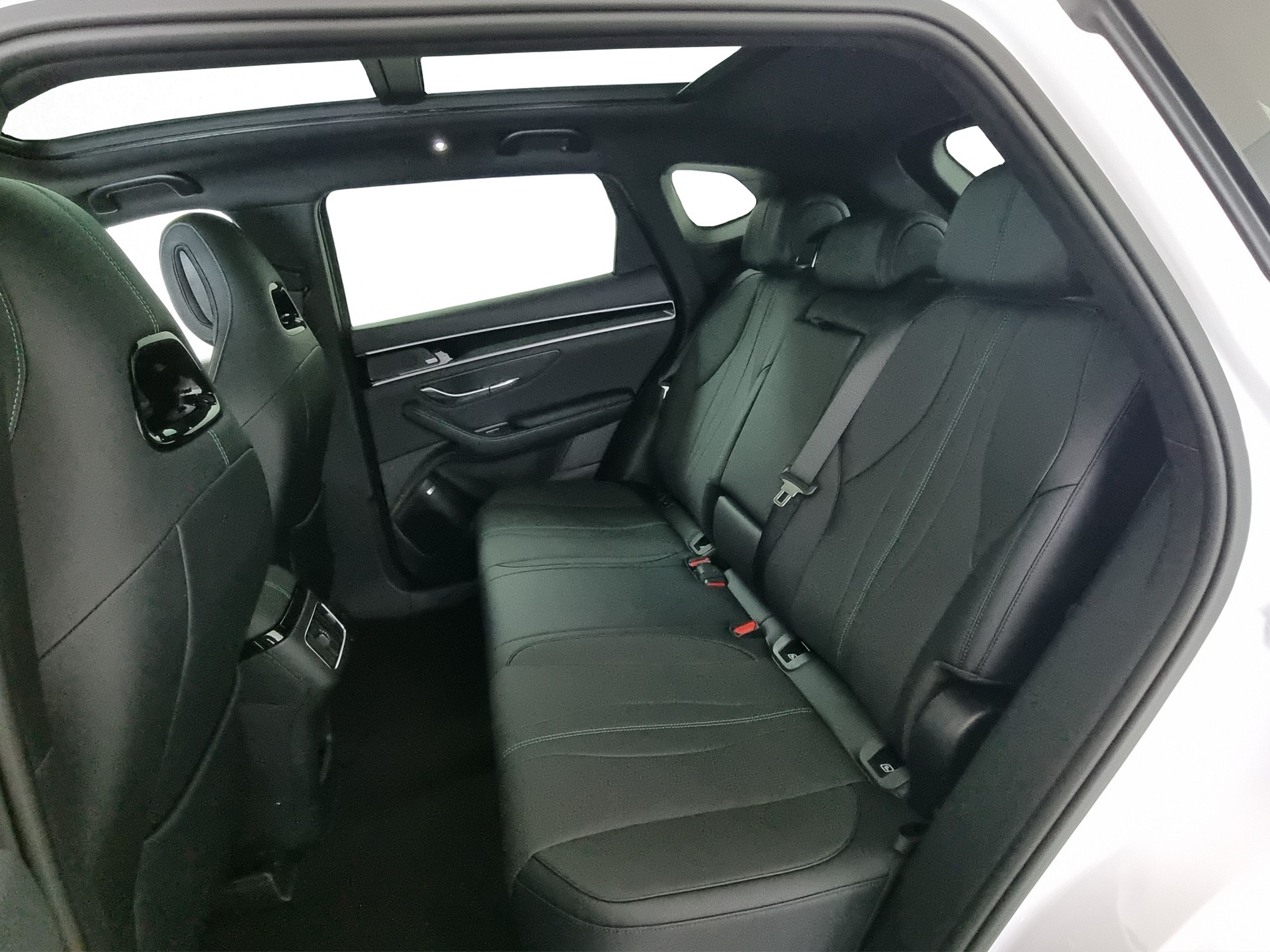 BYD Seal U DM-i Design AWD-image-6