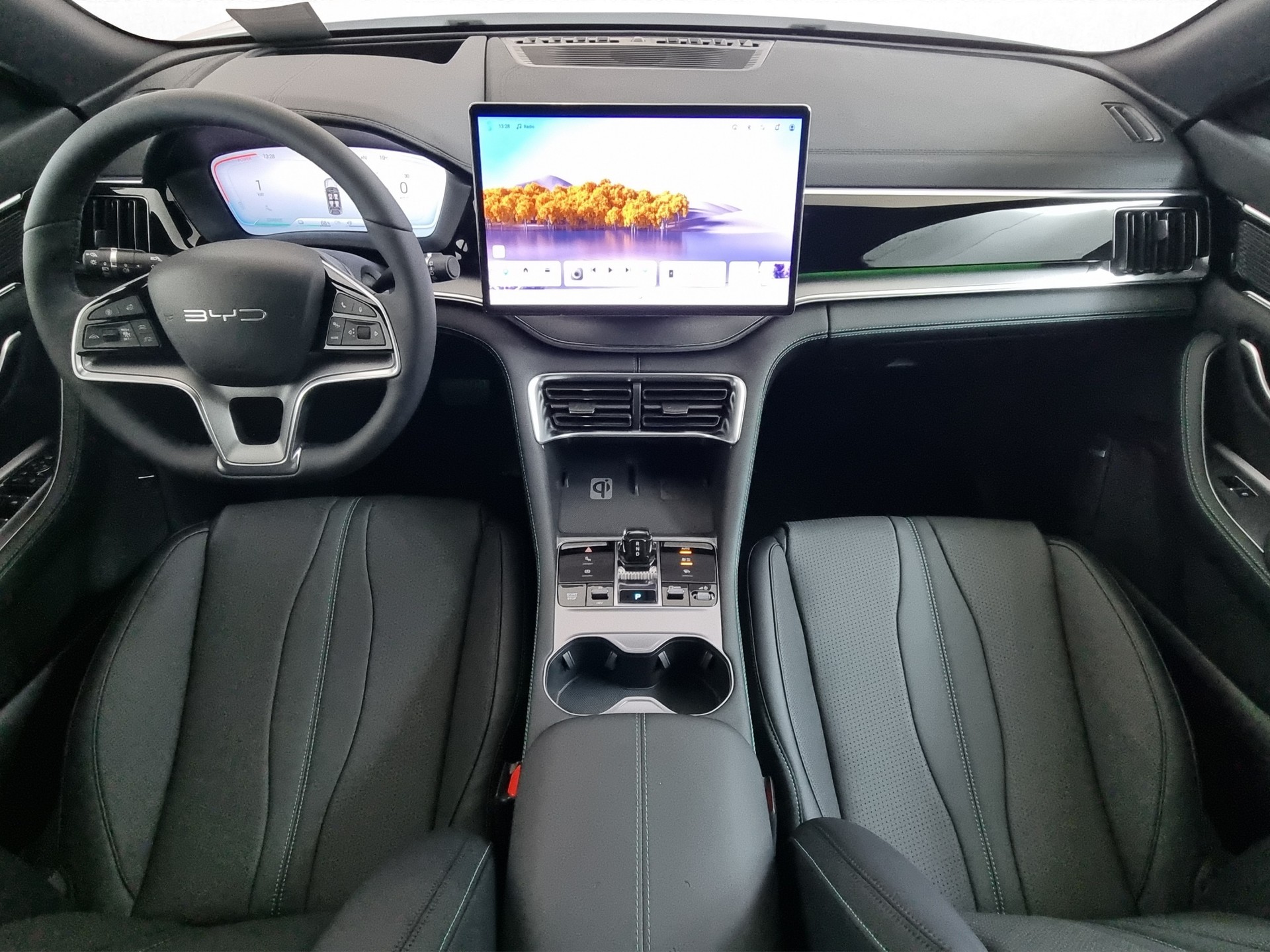 BYD Seal U DM-i Design AWD-image-7