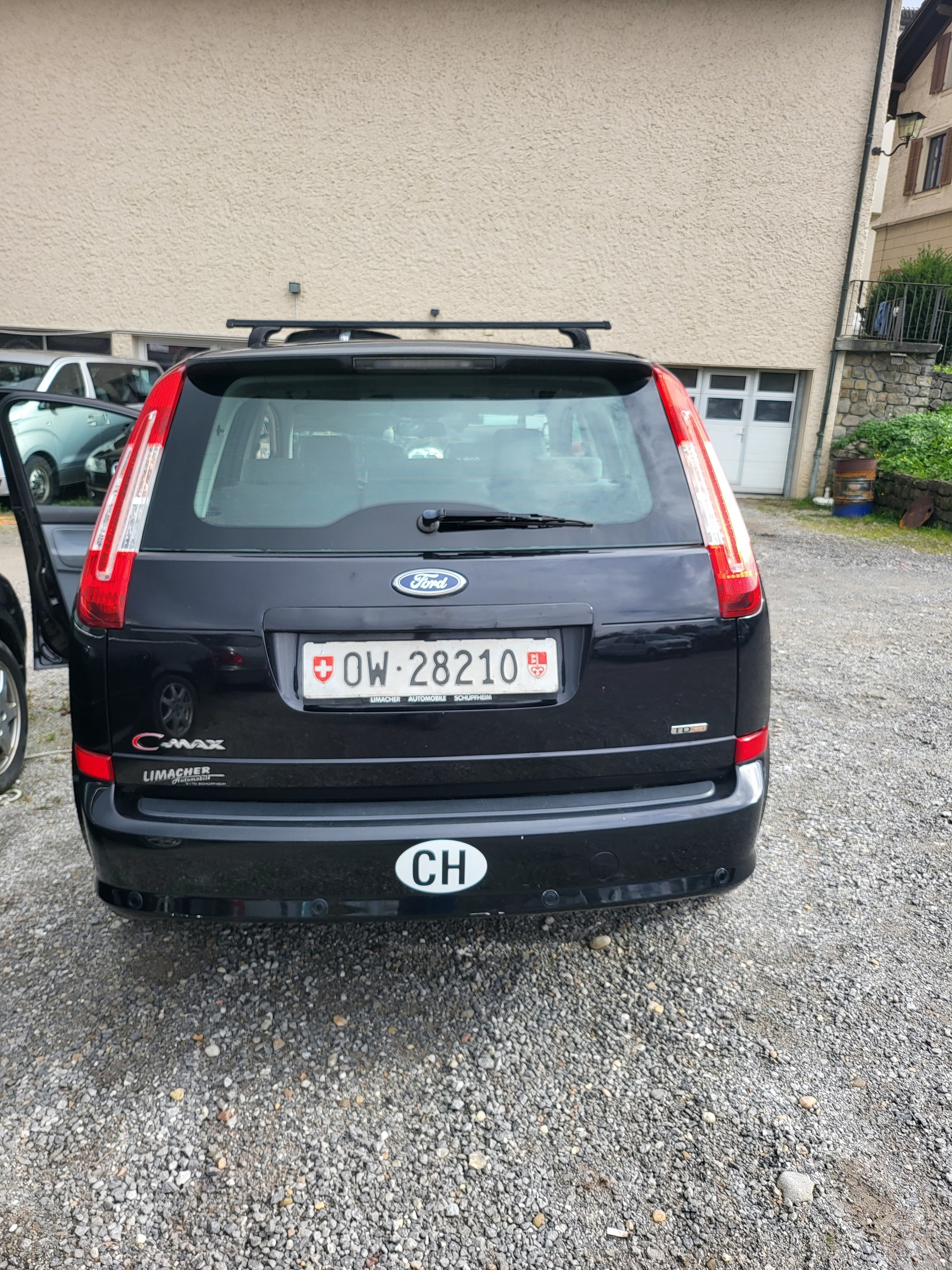 FORD C-Max 2.0 TDCi Titanium-image-3