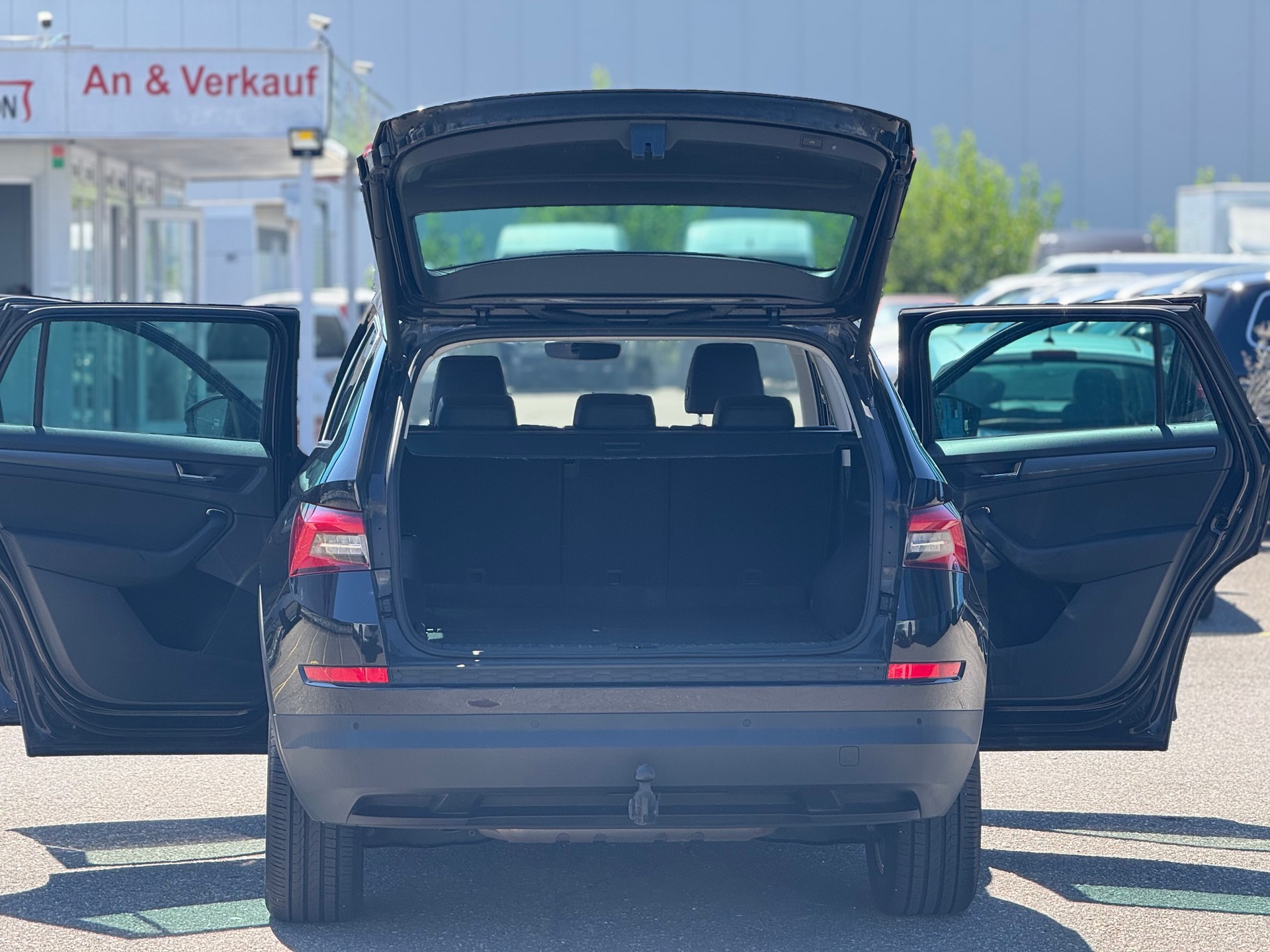 SKODA Kodiaq 2.0 TSI 4x4 Style-image-9