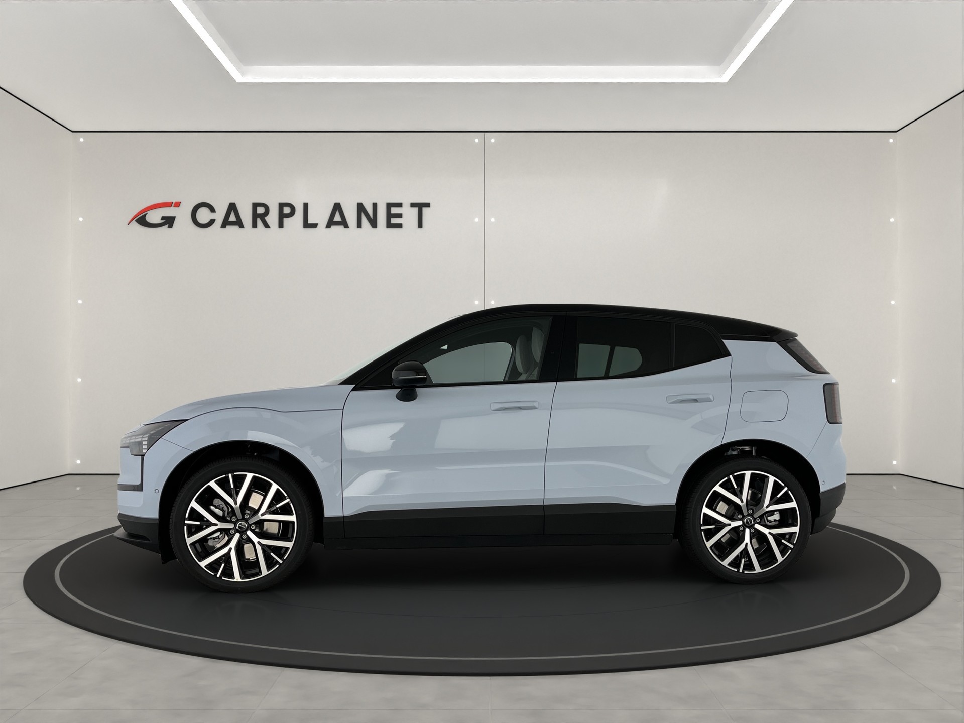 VOLVO EX30 P8 AWD-image-2