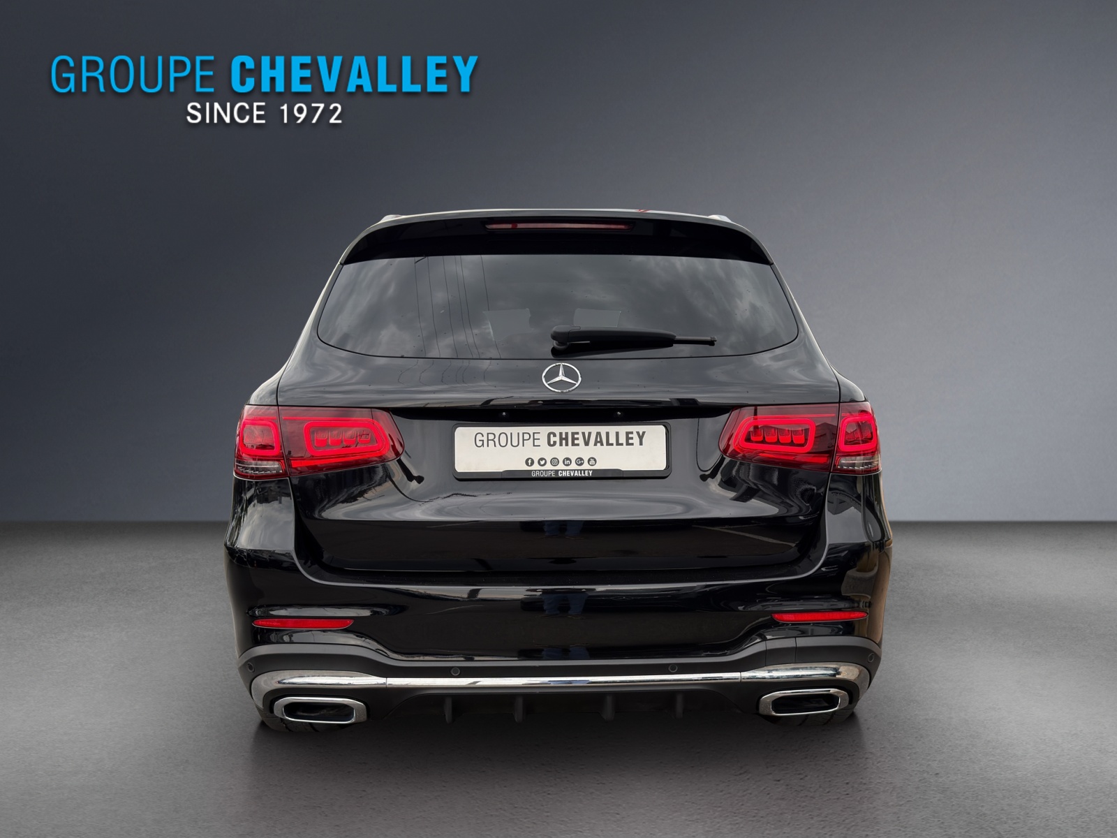 MERCEDES-BENZ GLC 200 AMG Line 4Matic 9G-Tronic-image-4