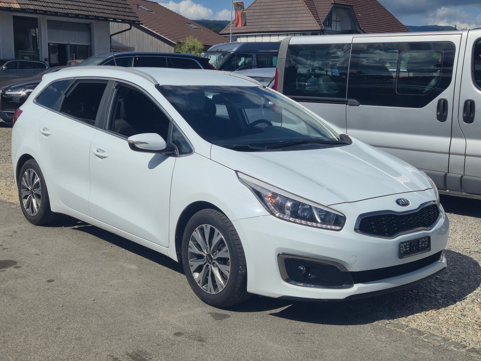 KIA Cee'd 1l benzin MFK Top klima schalter-image-2