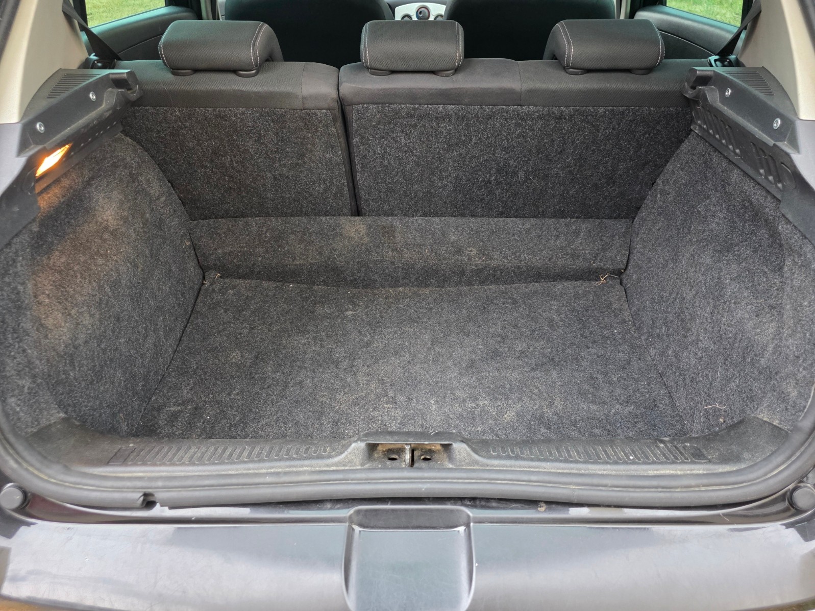 RENAULT Clio 1.2 16V Turbo S-image-12