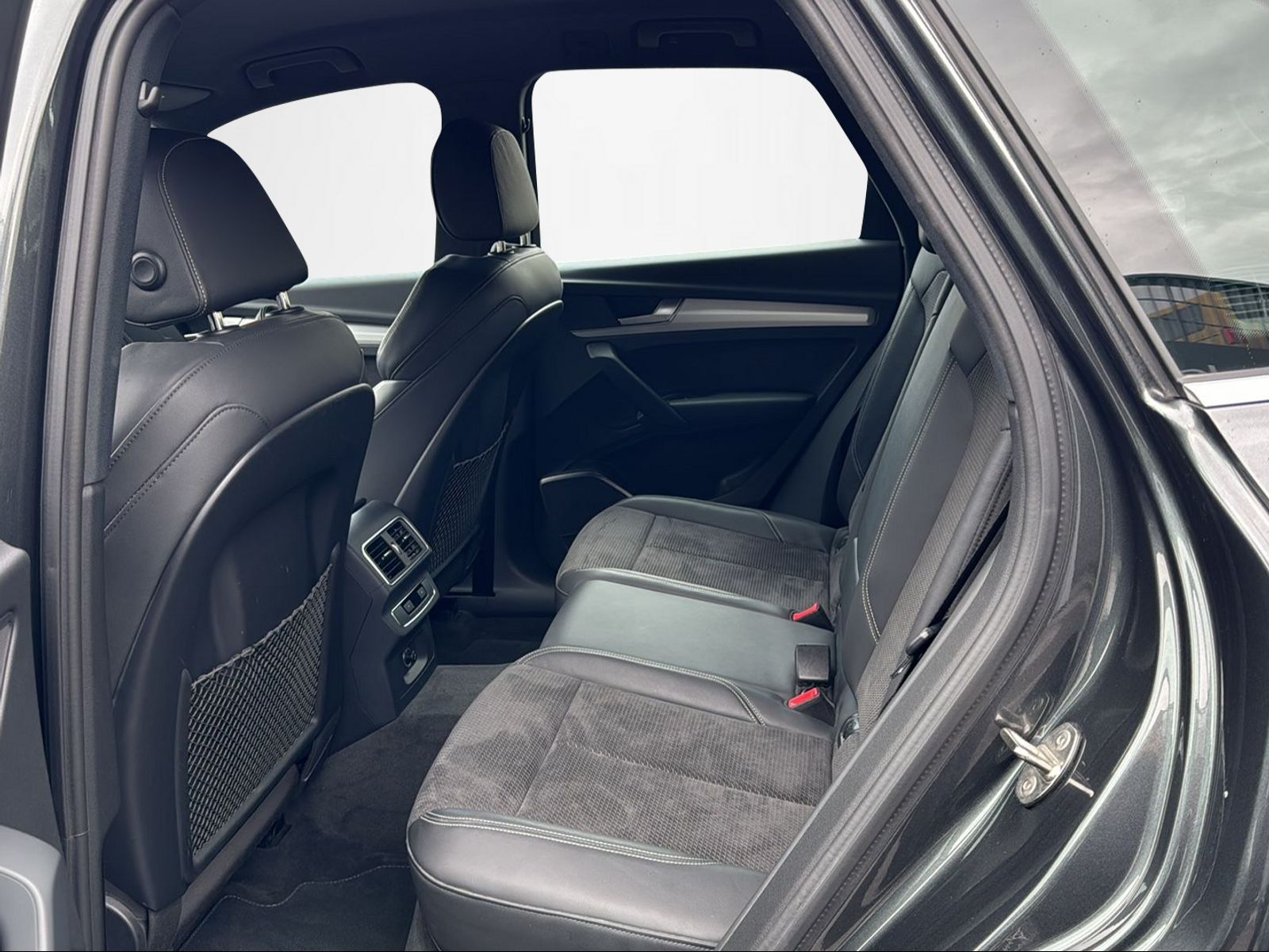 AUDI SQ5 3.0 V6 TFSI quattro T-Tronic-image-10
