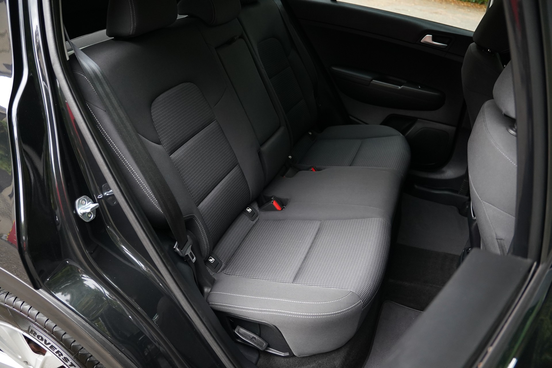 KIA Sportage 1.6 GDi Trend 2WD-image-19