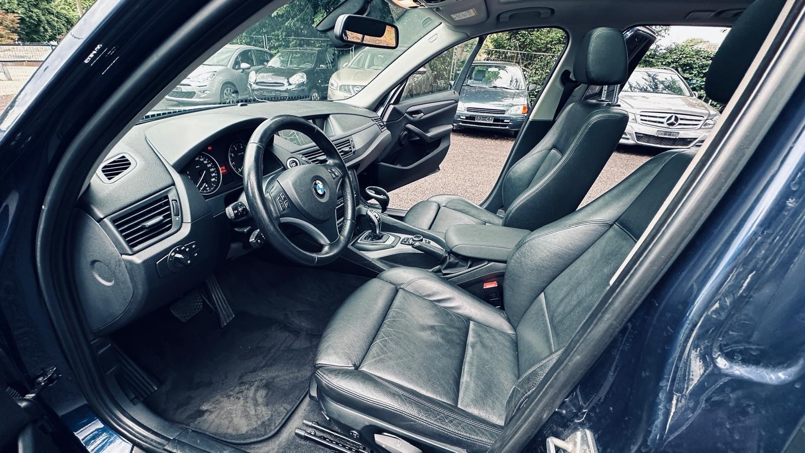 BMW X1 xDrive 20i Steptronic-image-10