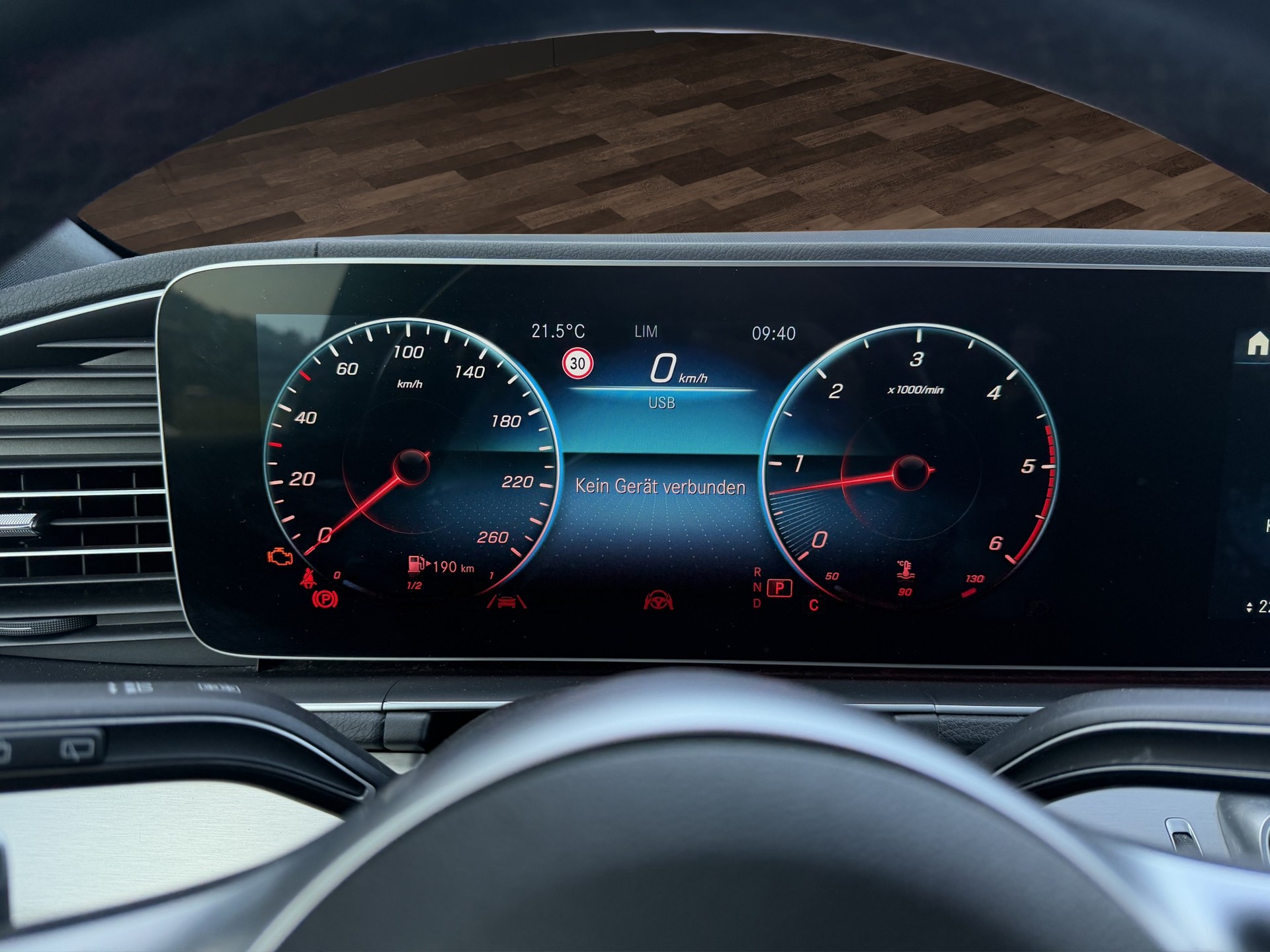 MERCEDES-BENZ GLE 400 d 4Matic AMG Line 9G-Tronic-image-9