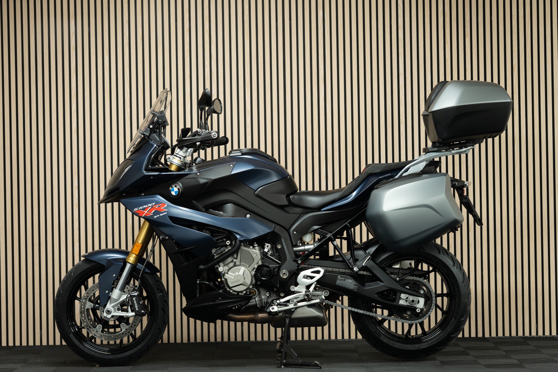 BMW S 1000 XR-showroom-element-1